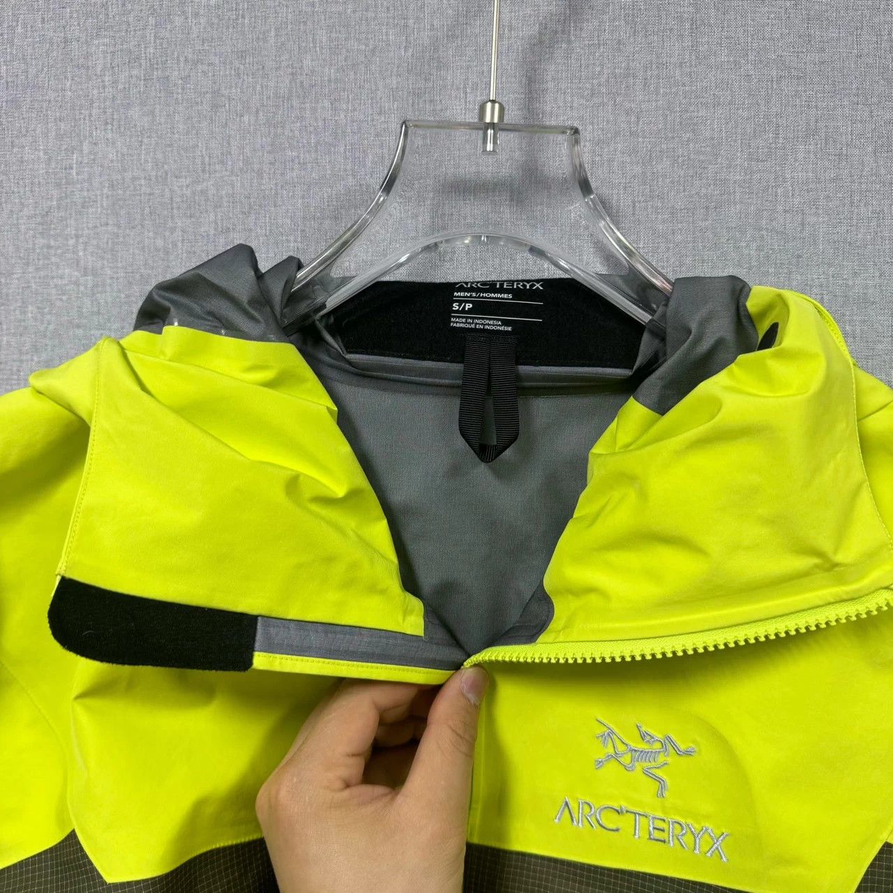 Arc'teryx Arc'teryx Alpha Jkt Green/Brown Blocked S Gd Minor Stains Size US S / EU 44-46 / 1 - 3 Thumbnail