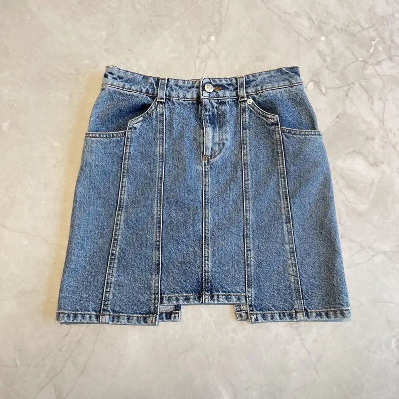 Alexander McQueen Alexander McQueen Blue Embroidered Cotton Mini Skirt 0089 Size 27" / US 4 / IT 40 - 1 Thumbnail