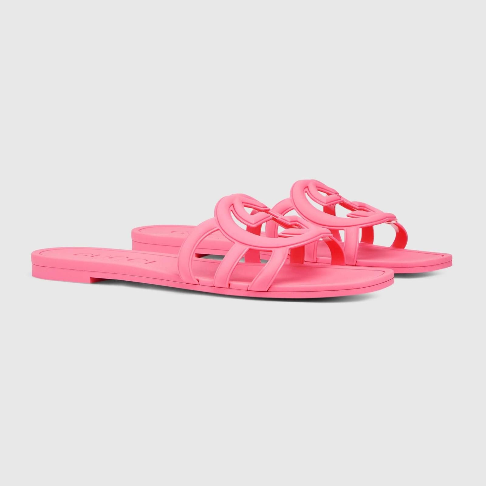 Gucci Gucci Interlocking G Rubber Slides Size US 4 / IT 34 - 2 Thumbnail