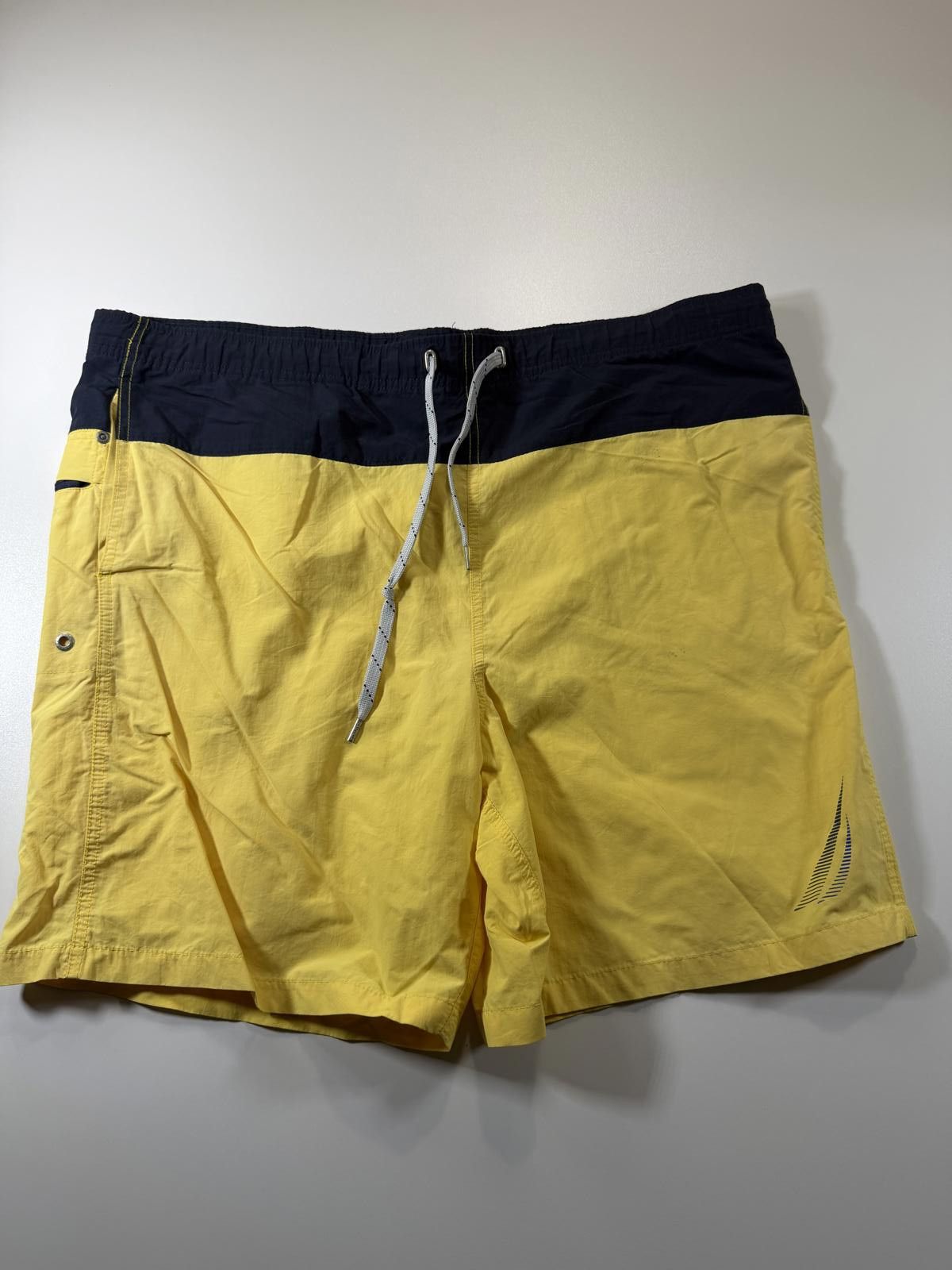 Nautica Nautica Men's Yellow and Navy Swim Shorts M Size US 32 / EU 48 - 1 Thumbnail
