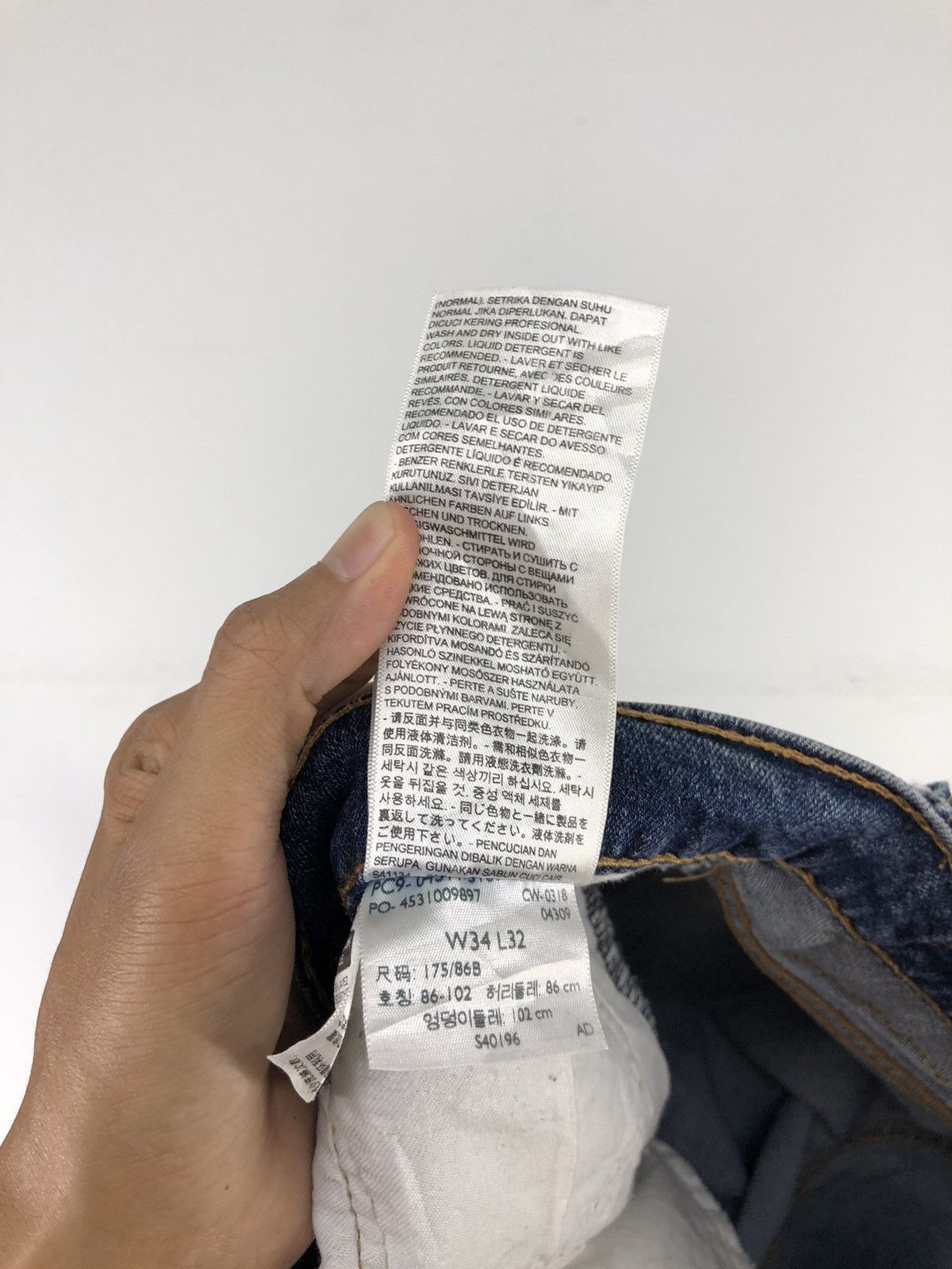 Levi's Vintage Levis 511 Patchwork Distressed Faded Blue Jeans Size US 34 / EU 50 - 25 Thumbnail