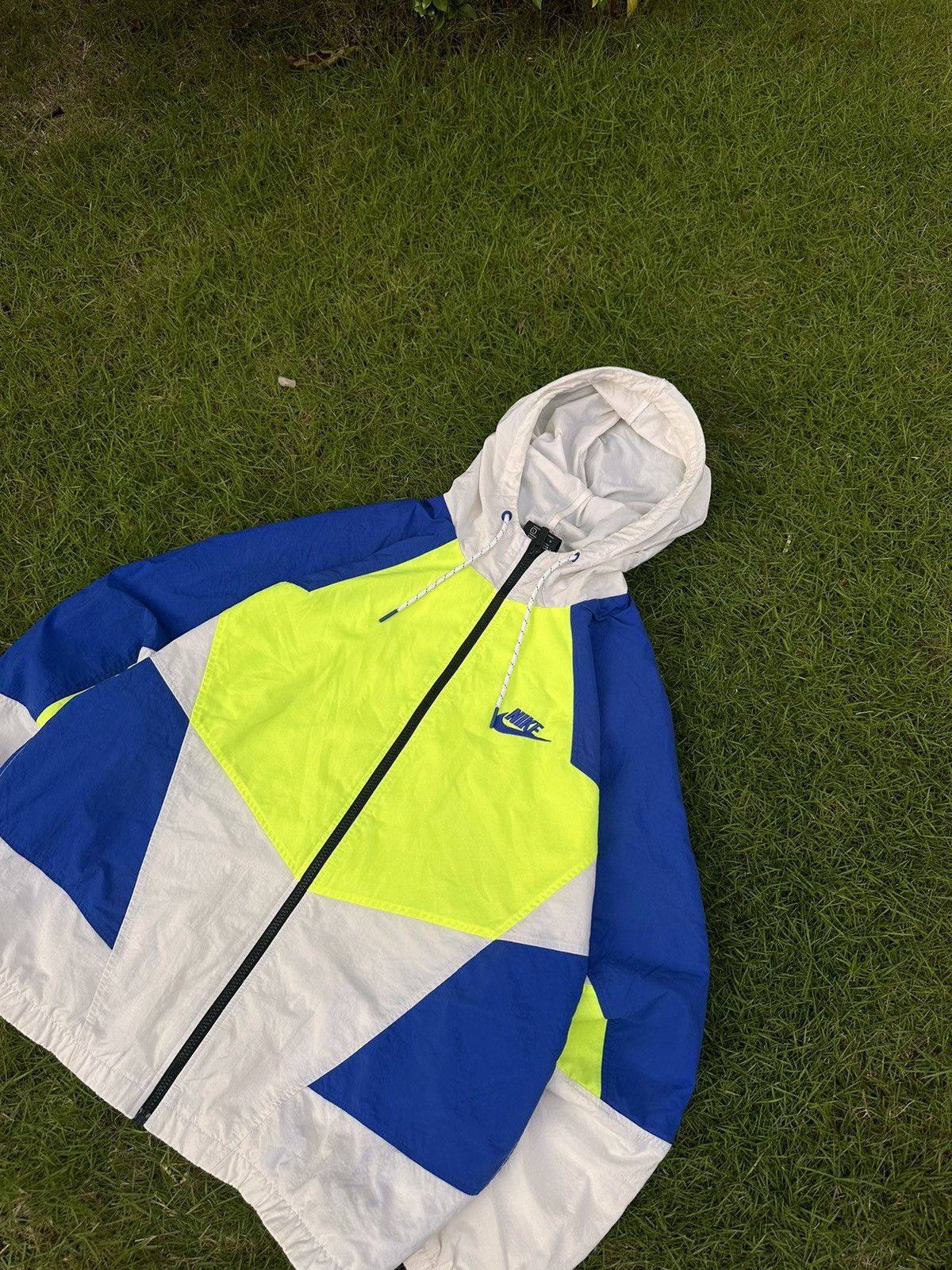 Nike × Vintage NIKE VINTAGE BASIC LOGO STREETWEAR LIGHT JACKET Size US L / EU 52-54 / 3 - 2 Thumbnail