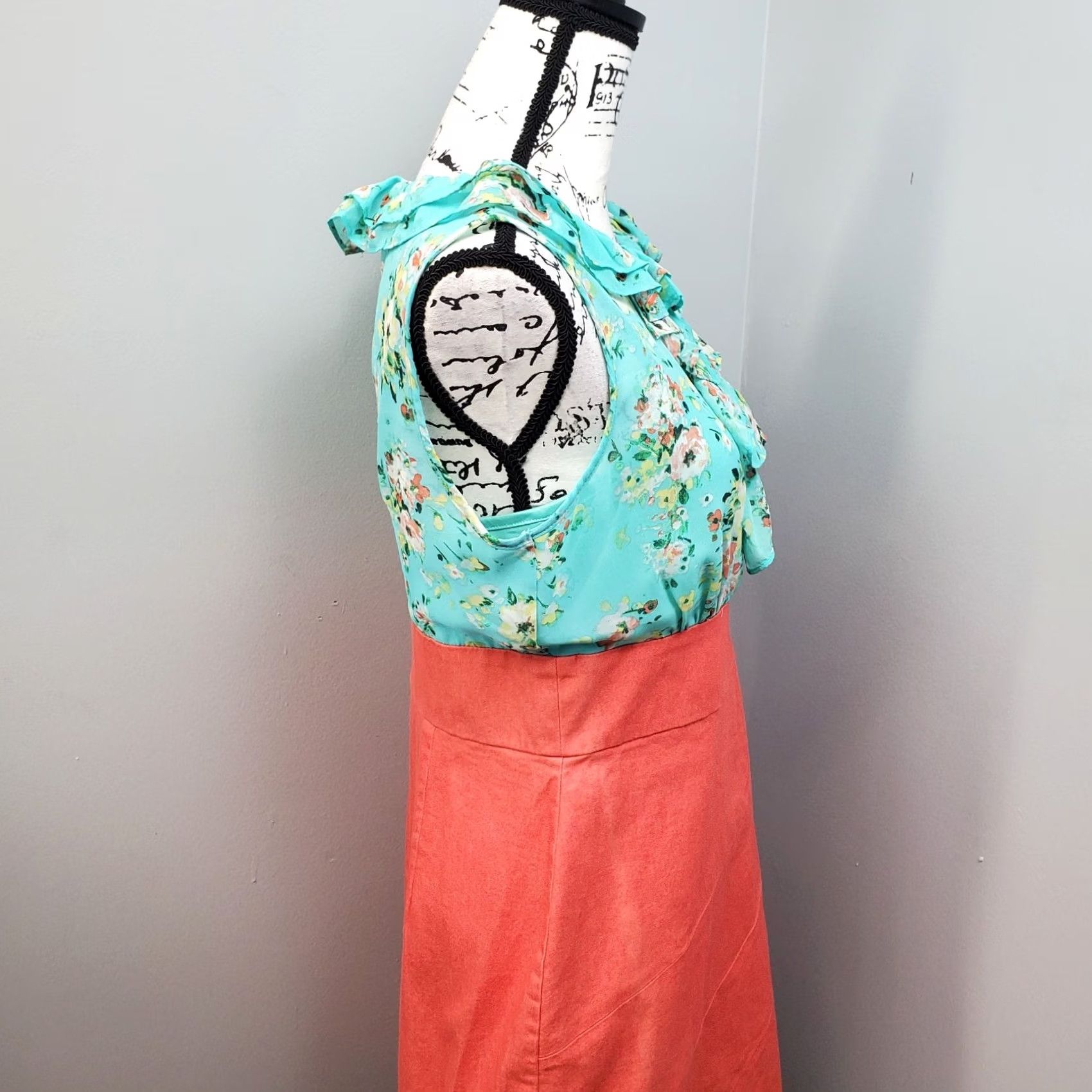 Alyx Alyx Bodycon Dress Womens 10 Multi Floral Sleeveless Round Neck Back Zip Dress Women Size 10 Floral Sleeveless Round Neck Zipper Knee Length Size L / US 10 / IT 46 - 6 Thumbnail