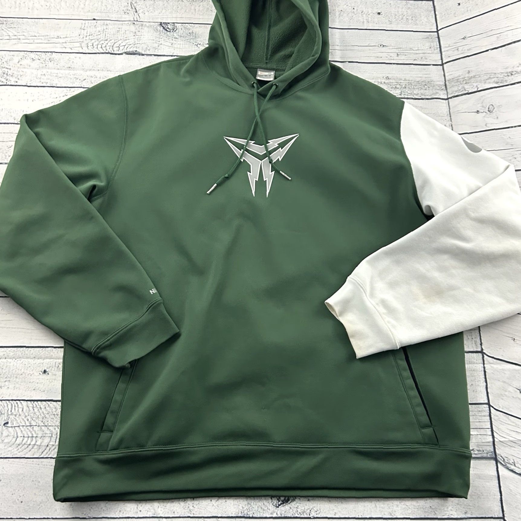 Nike VINTAGE Nike Kobe Mamba Pullover Hoodie Sweatshirt Men XL Green Nike Hoodie Mens XL Green Pullover Kobe Mamba Vintage Sweatshirt Size US XL / EU 56 / 4 - 2 Thumbnail