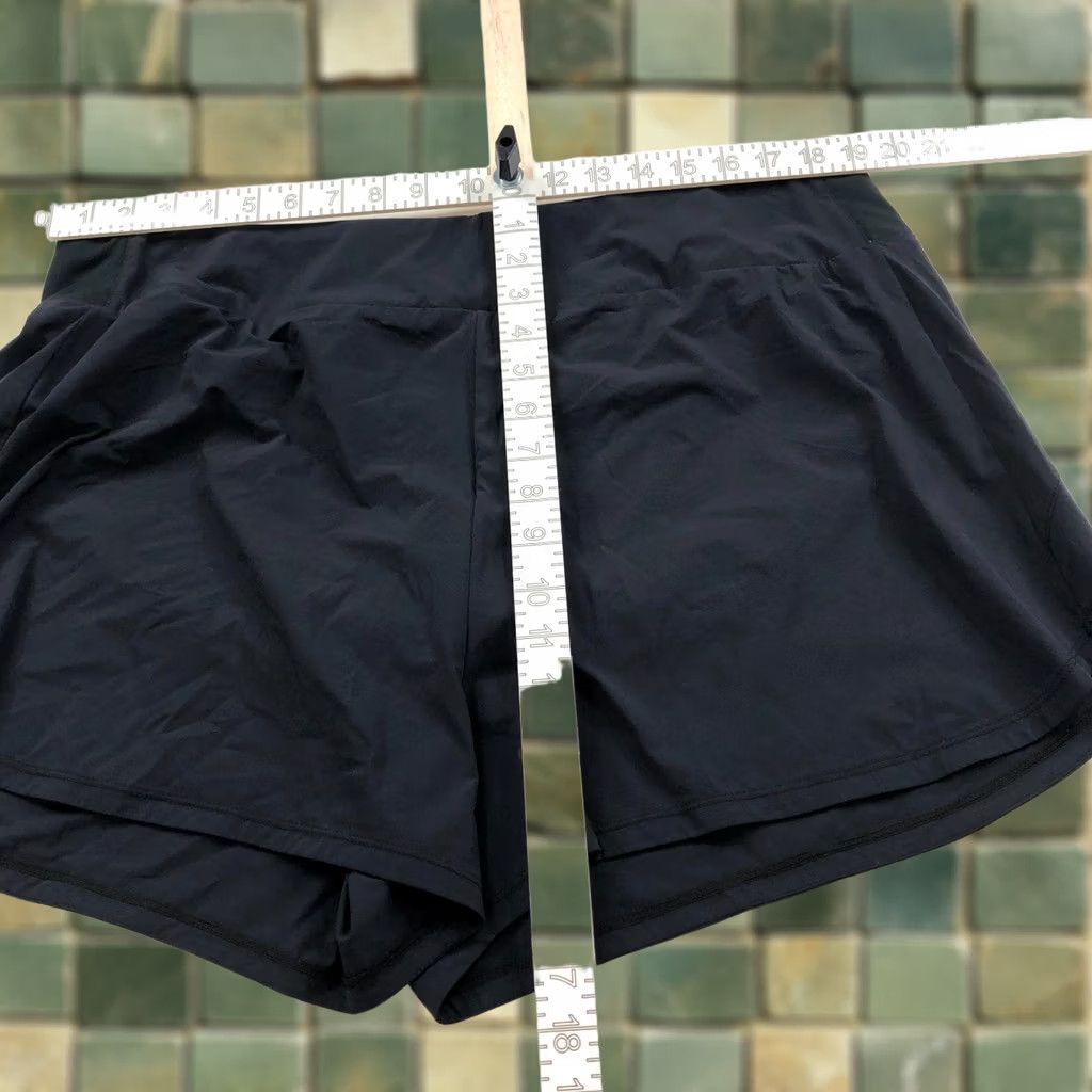 Nike Nike Bliss Dri-Fit XXL Brief Lined Running 3" Shorts Black DX6018 Ladies Athletic Shorts Women's 2XL breathable Nylon Polyamide 39in Waist Inseam 3in Size 40" / US 18 - 1 Thumbnail