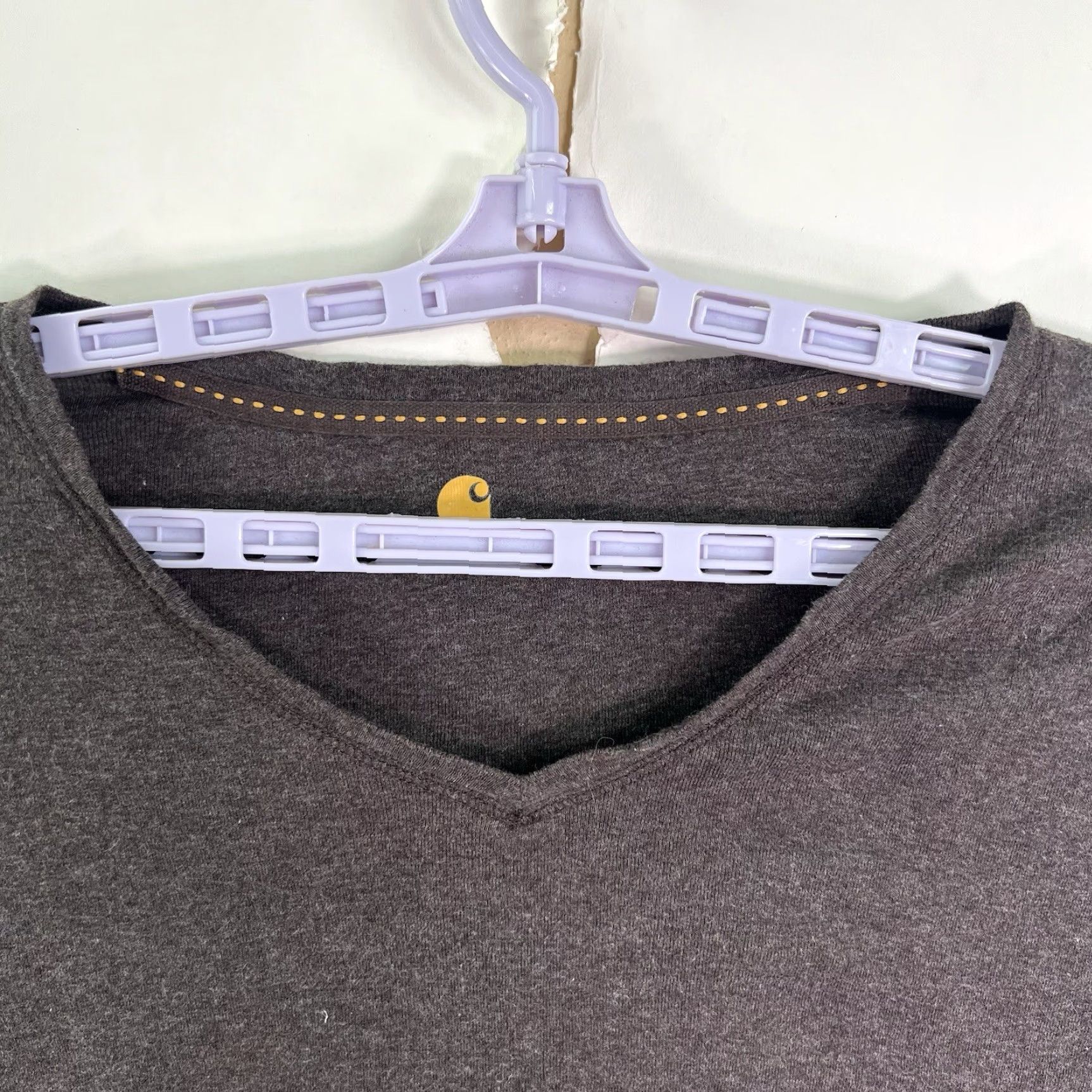 Carhartt Carhartt T-Shirt Long Sleeve Womens XL Brown V-Neck Lightweight Casual Embroidered 100% Cotton Size XL / US 12-14 / IT 48-50 - 3 Thumbnail