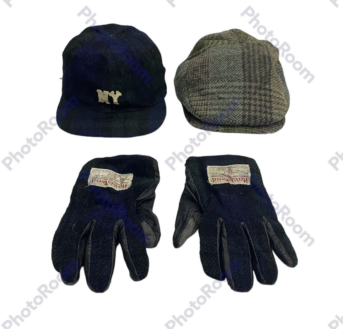 Harris Tweed Set Combo Harris Tweed Cap And Glove Size ONE SIZE - 1 Thumbnail