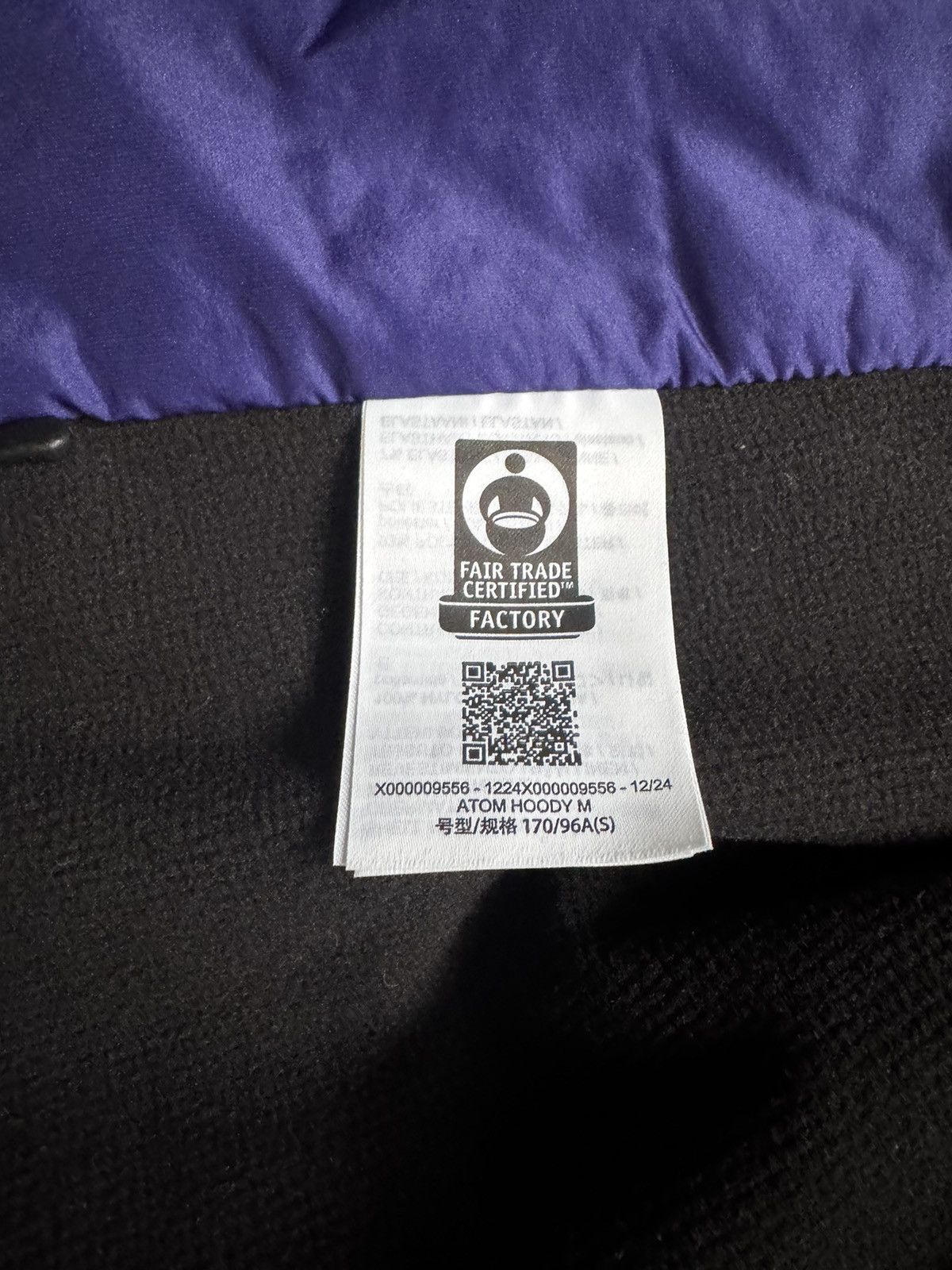 Arc'teryx Arc’teryx Atom Hoody – Black/Soul/Electra Size Small Size US S / EU 44-46 / 1 - 9 Thumbnail