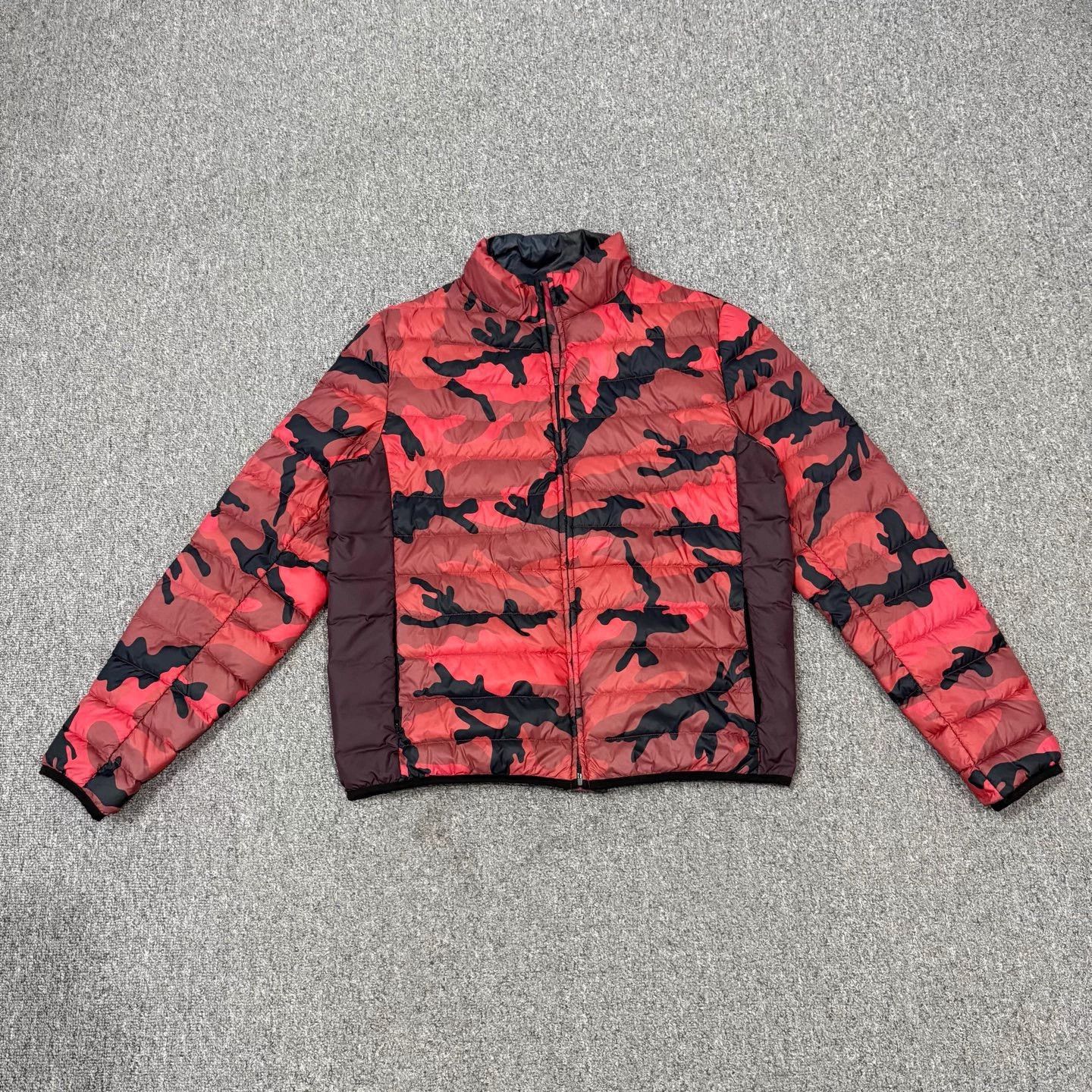 Valentino Valentino Camo Reversible Down Jacket 48 99 New Size US M / EU 48-50 / 2 - 2 Thumbnail