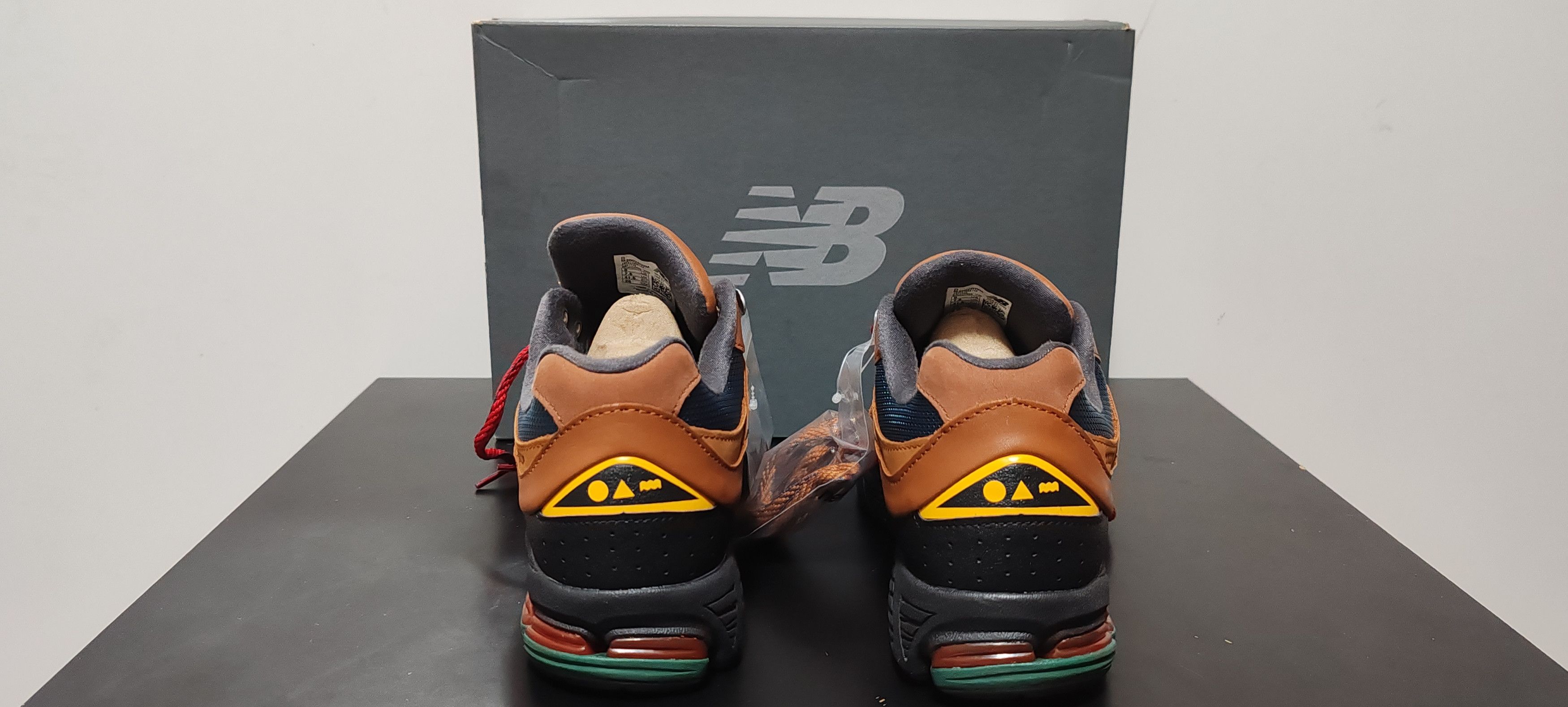 New Balance New Balance 2002 R Pack Baskets En Cuir Marron Tg: 41.5 Size US 8.5 / EU 41-42 - 3 Thumbnail