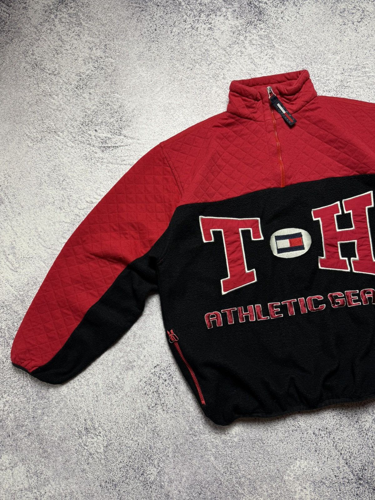 Tommy Hilfiger Rare Tommy Hilfiger Half Zip Fleece Sweatshirt Vintage Style Size US L / EU 52-54 / 3 - 4 Thumbnail