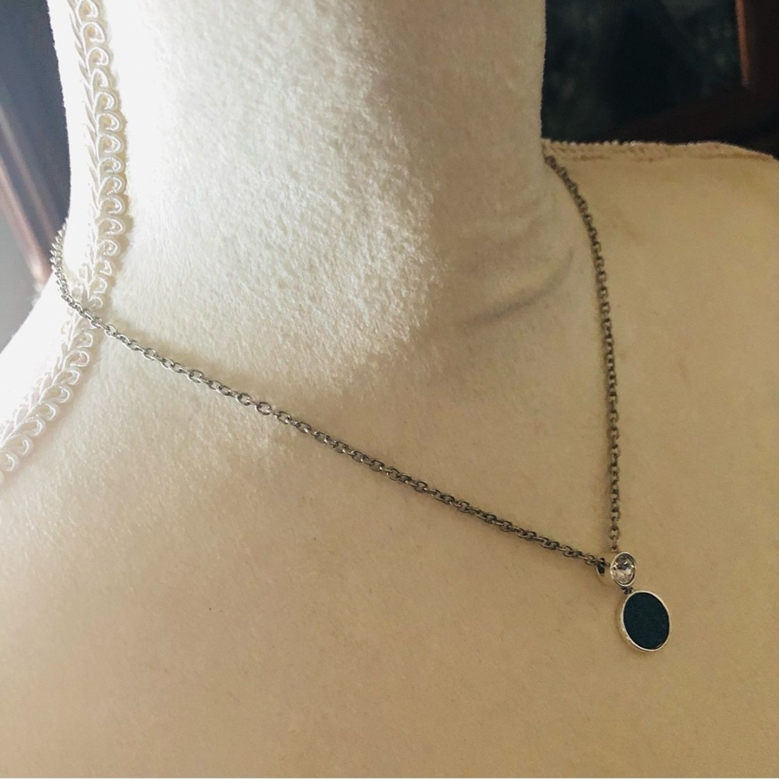 Jewelry Blue sparkle faux drusy pendant on chain necklace Size ONE SIZE - 4 Thumbnail