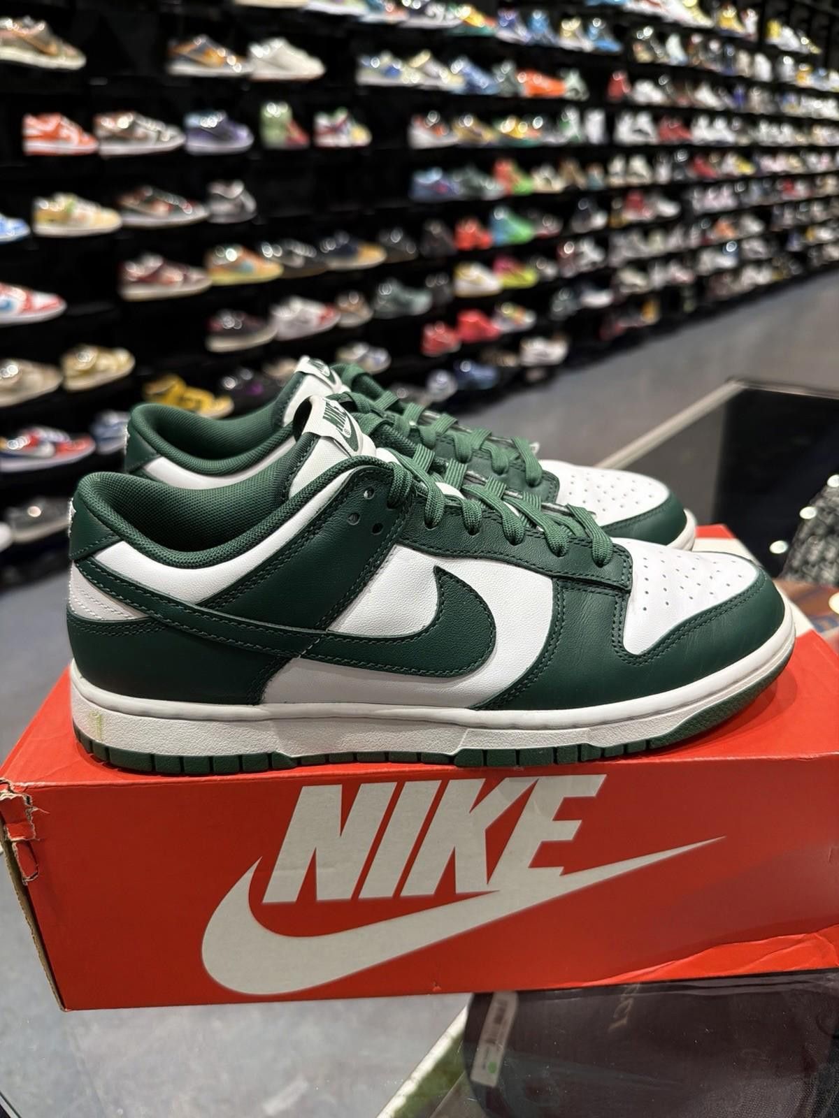 Nike Nike Dunk Low Michigan State Size 8.5 Preowned Authentic Size US 8.5 / EU 41-42 - 2 Thumbnail