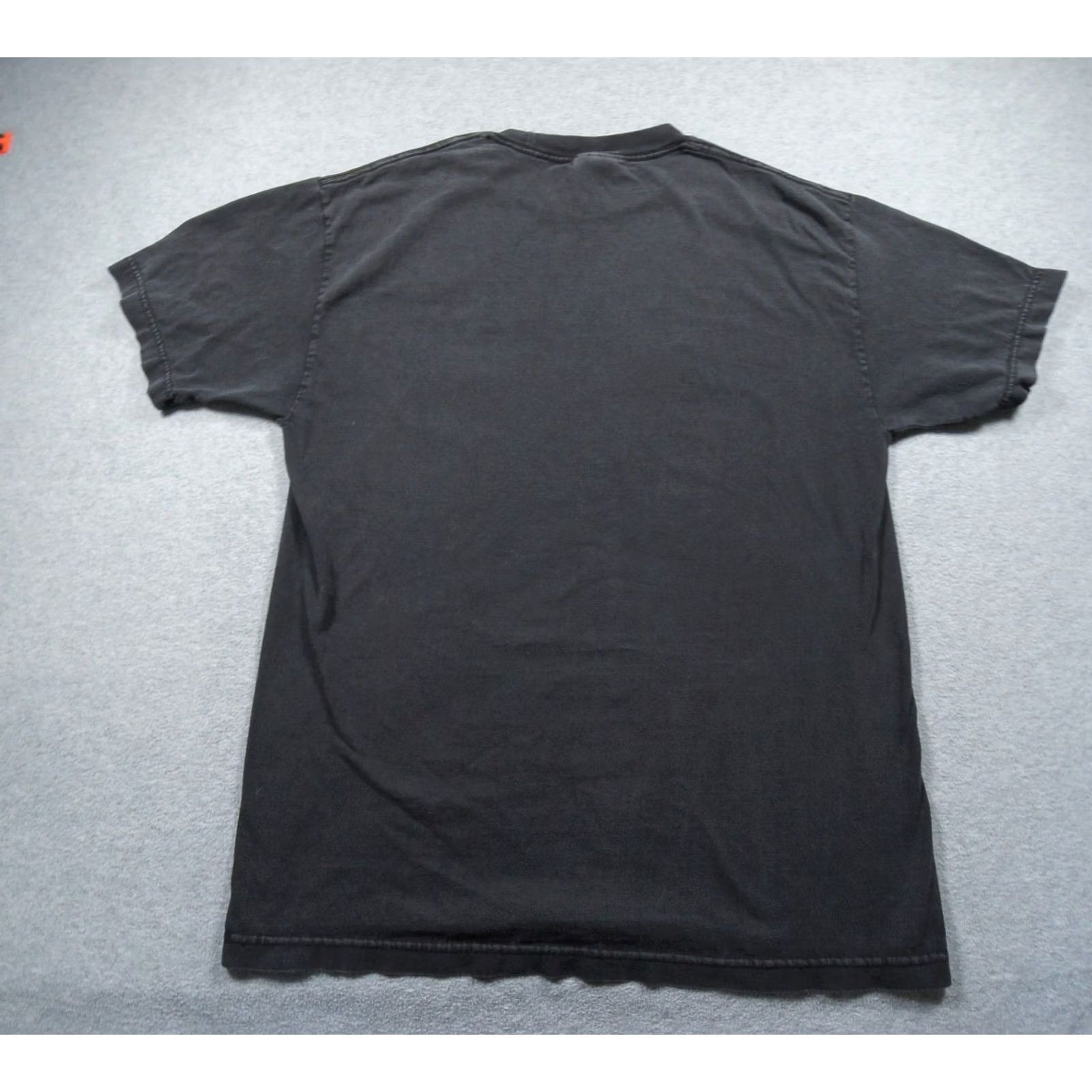 Vintage Kicks Hawaii shirt Mens Large Black Streetwear Graphic Tee Kicks/HI Faded Casual Shirt Size US L / EU 52-54 / 3 - 5 Thumbnail