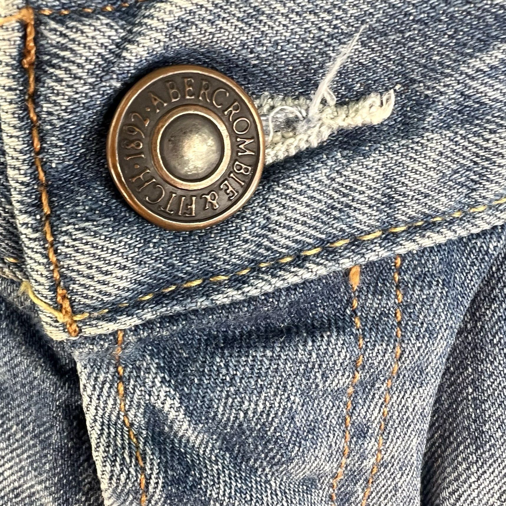 Abercrombie & Fitch Abercrombie & Fitch Denim Jeans Mens 31 Skinny Blue Vintage 90s USA Slim 5-Pocket Distressed Denim Blue jeans Mens Size 31 x 30 Size US 31 - 5 Thumbnail