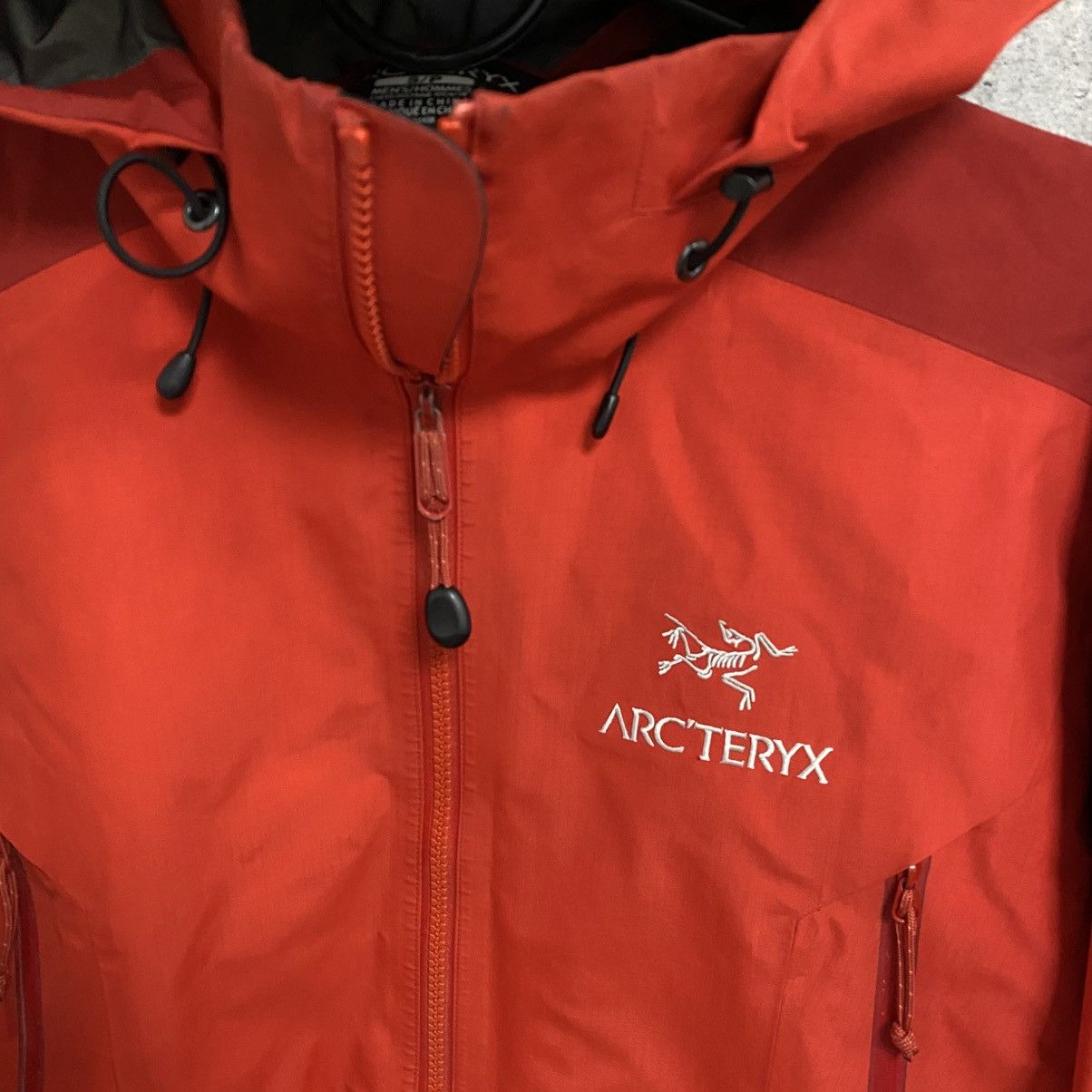 Arc'teryx Men's Arcteryx Beta Gore-Tex Jacket Size S Gorpcore Size US S / EU 44-46 / 1 - 5 Thumbnail
