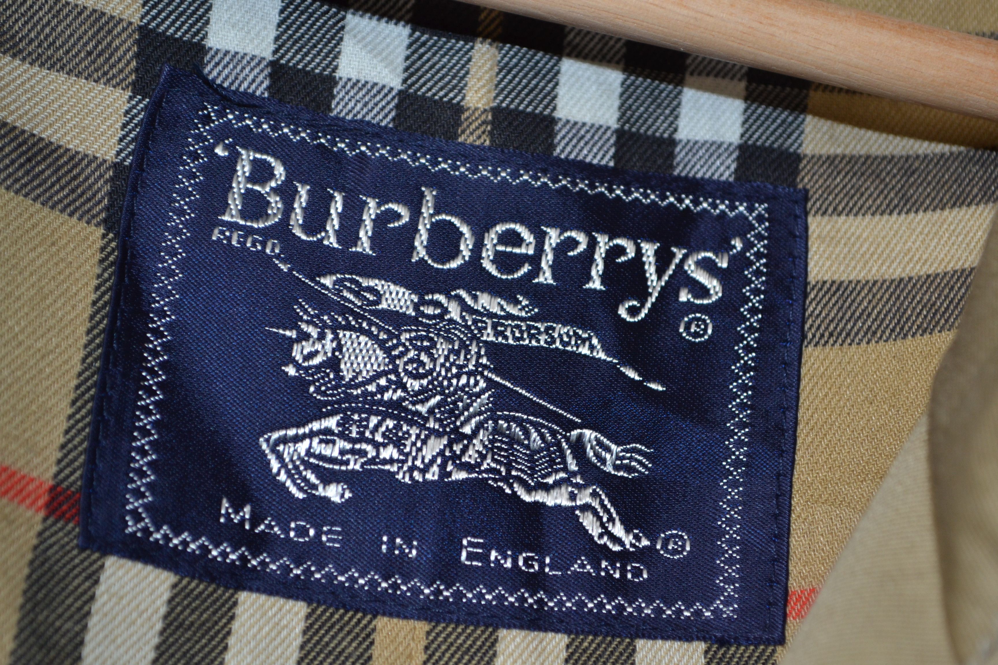 Burberry Burberry’s Kensington Iconic Double Breasted Trench Coat 54 Size US L / EU 52-54 / 3 - 7 Thumbnail