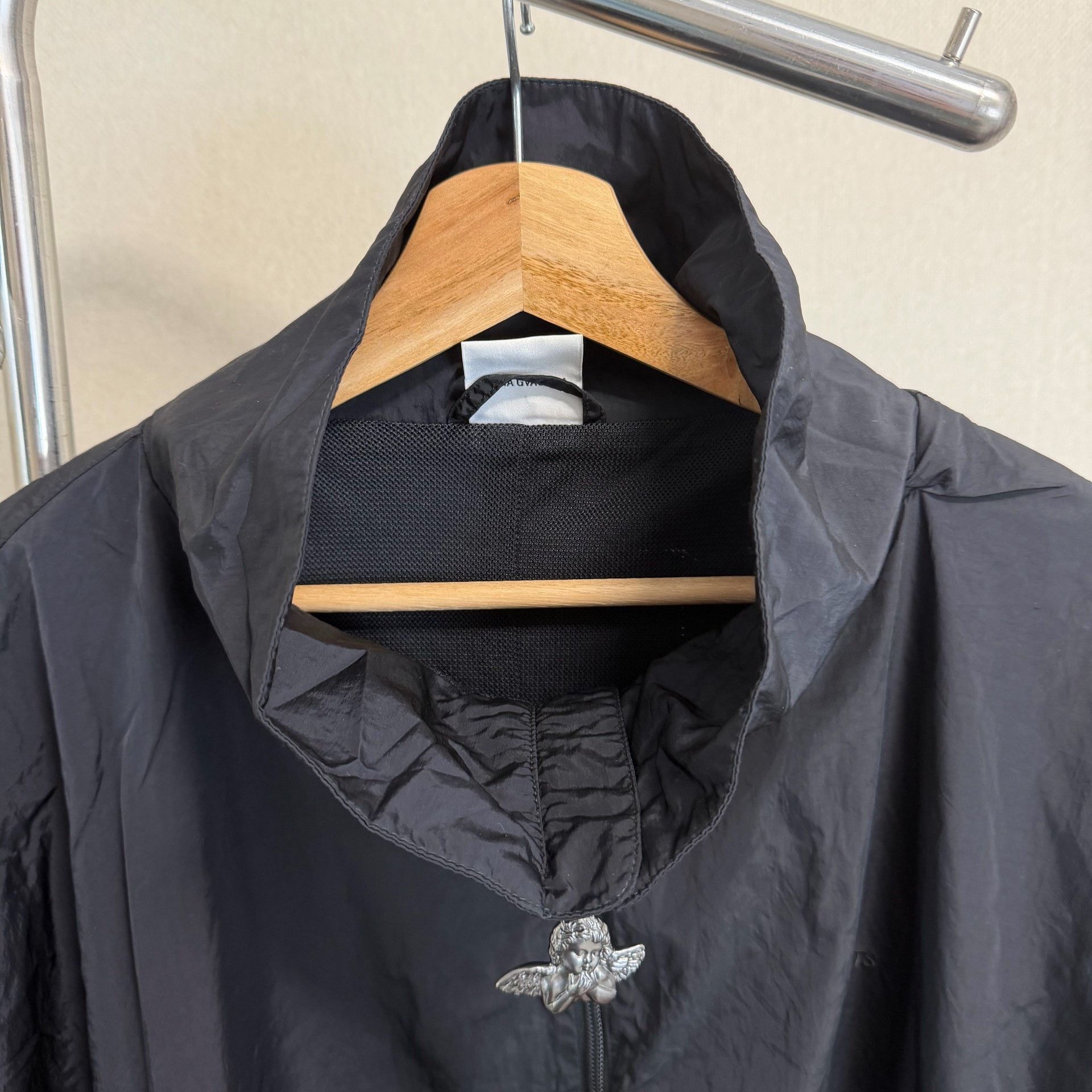 Vetements Vetements 18AW Angel Zipper Windbreaker Jacket Black Size US L / EU 52-54 / 3 - 3 Thumbnail