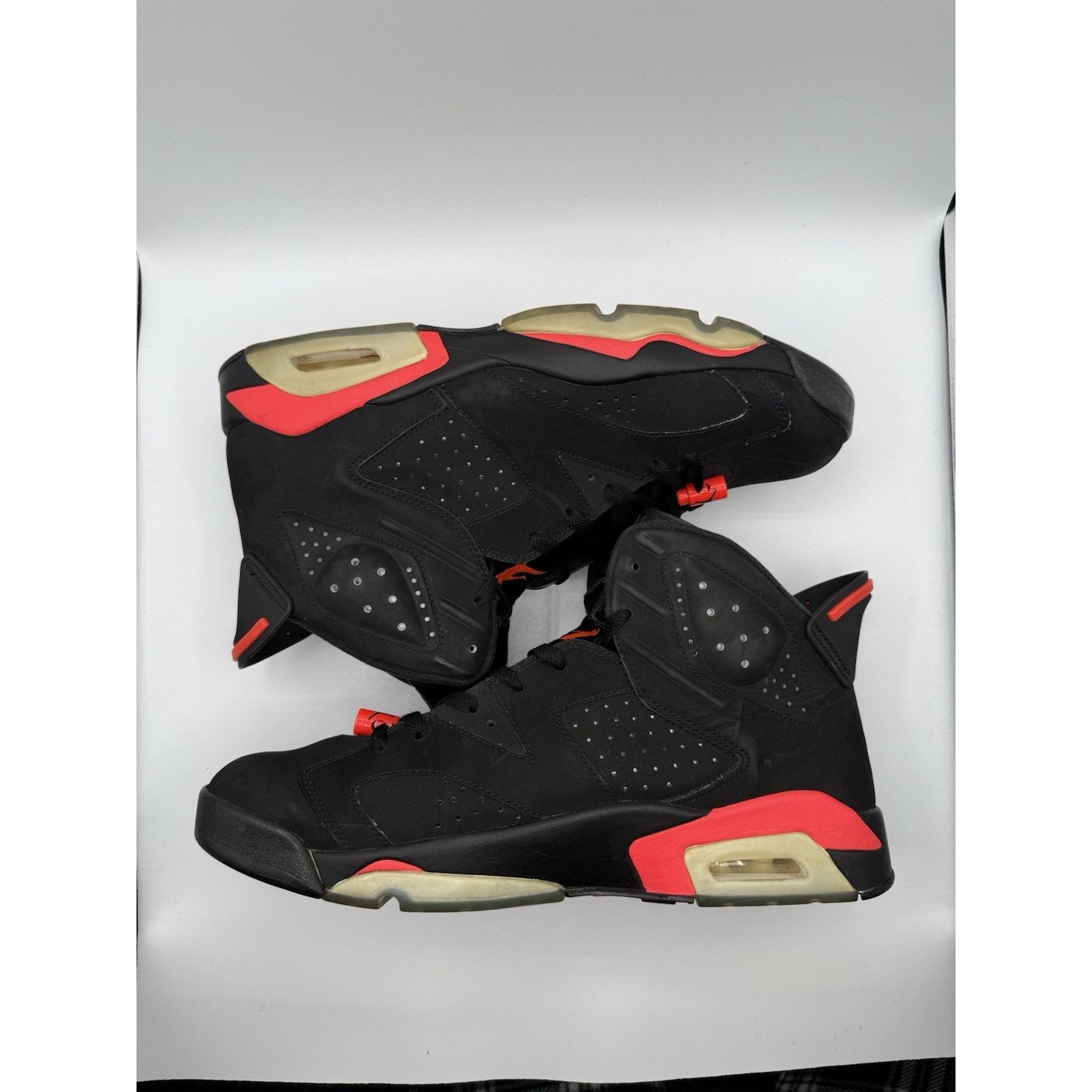Jordan Brand Size 13 - Jordan 6 Retro Infrared Black 2014 (384664-023) Size US 13 / EU 46 - 2 Thumbnail