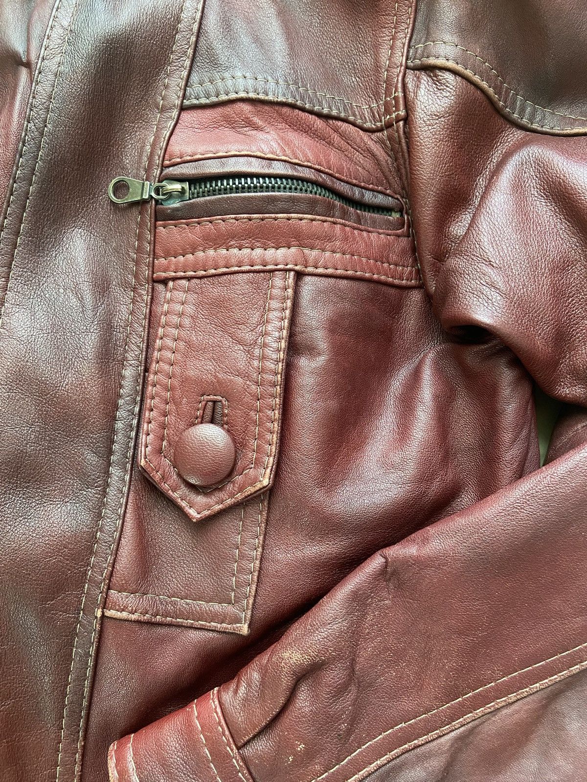 Genuine Leather Vintage Cherry leather bomber Size US L / EU 52-54 / 3 - 7 Thumbnail
