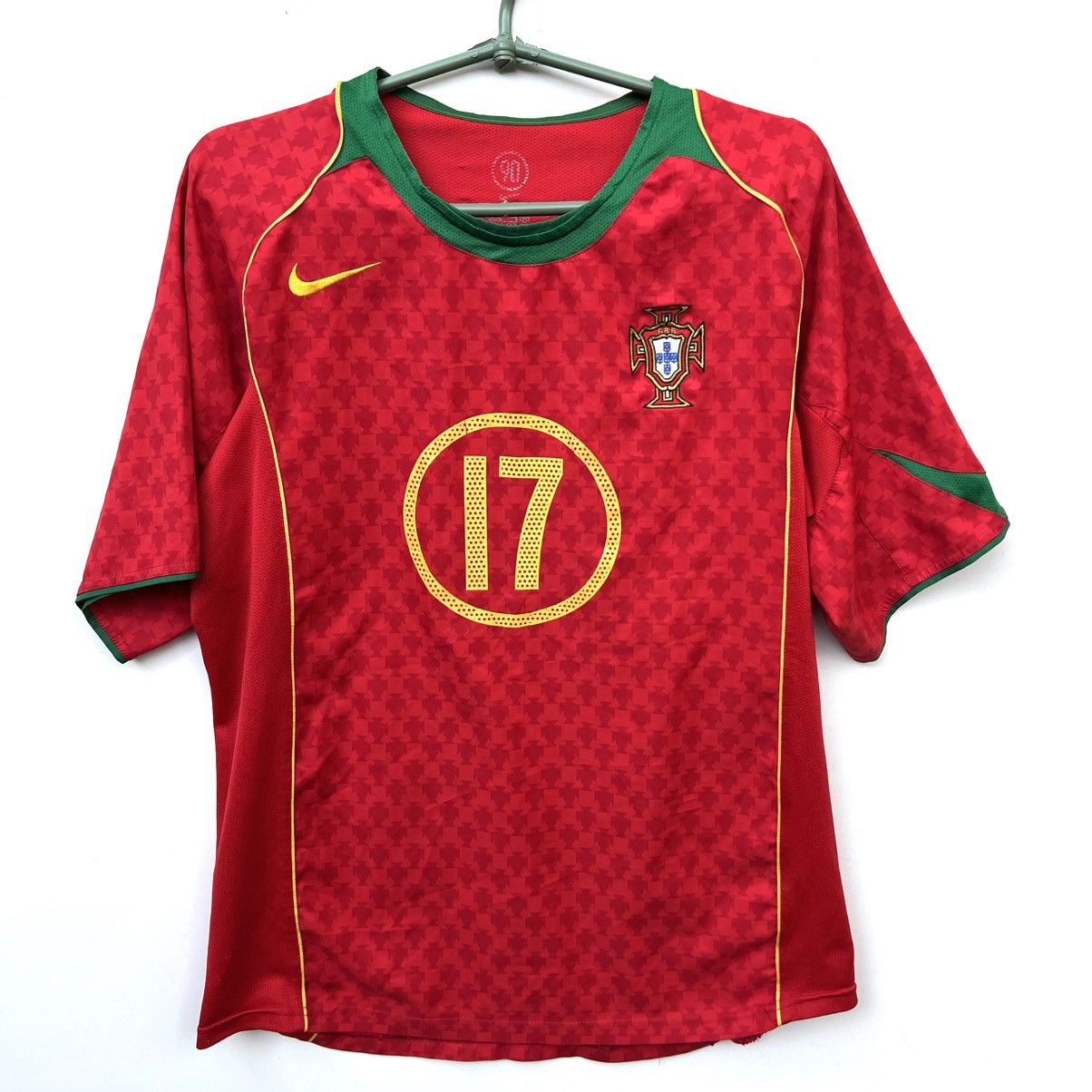 Nike NIKE 2004 CRISTIANO RONALDO PORTUGAL soccer kersey football Size US S / EU 44-46 / 1 - 1 Thumbnail