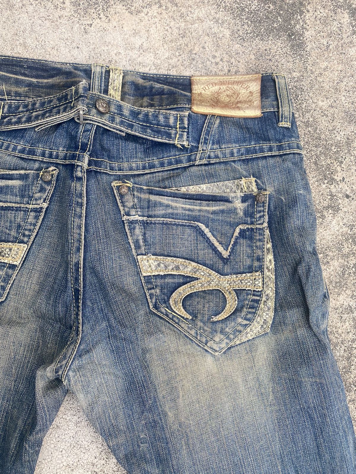 If Six Was Nine × Japanese Brand Flare Jeans Red Pepper Clawmark Snake Skin Size US 34 / EU 50 - 22 Thumbnail