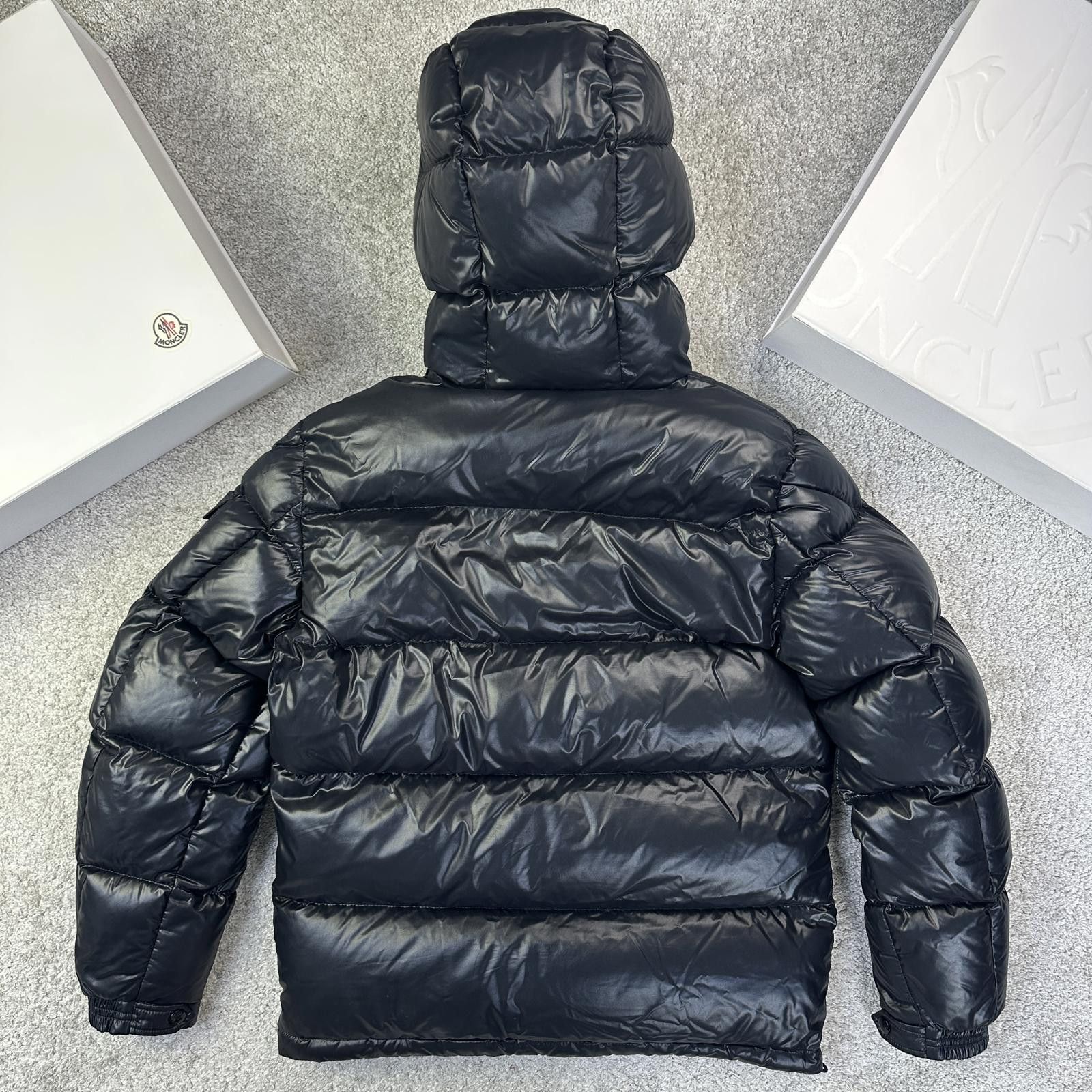 Moncler Moncler Ecrins Size 1 Fits S/M Size US S / EU 44-46 / 1 - 3 Thumbnail