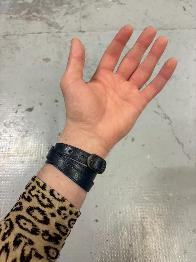 Balenciaga 2010s Balenciaga Navy Leather Studded Arena Bracelet Size ONE SIZE - 2 Thumbnail