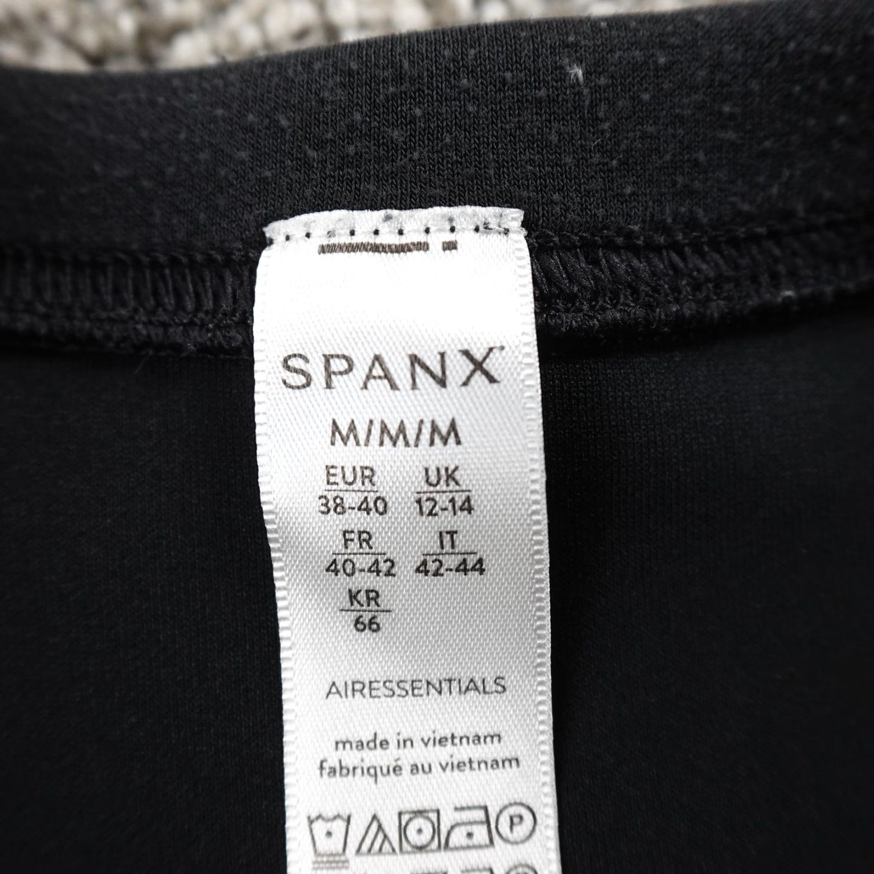 Spanx Spanx Sweatshirt Pants Set Womens M Black Athleisure Outfit Size M / US 6-8 / IT 42-44 - 5 Thumbnail