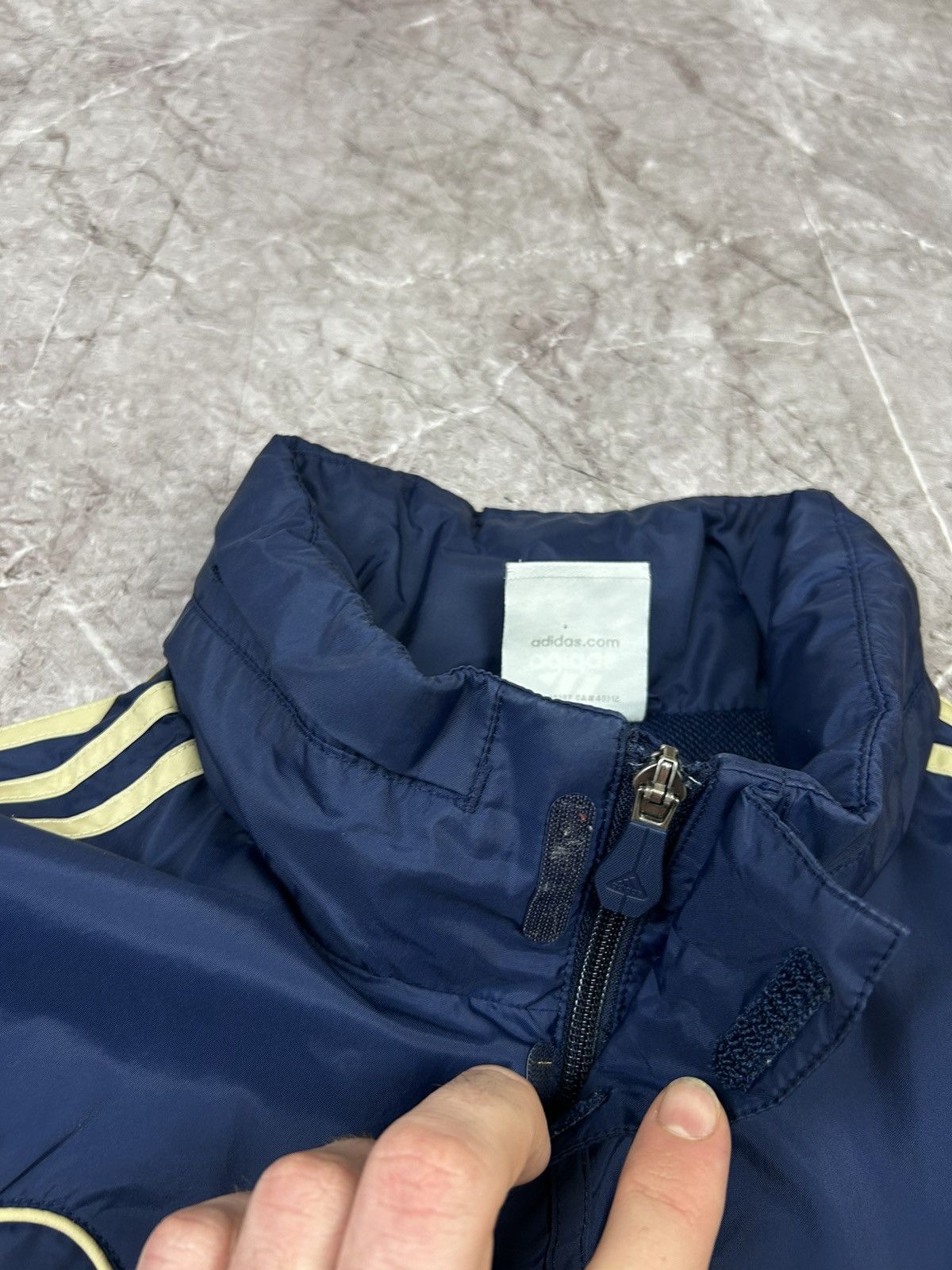 Adidas Vintage Chelsea soccer jacket adidas big logo size m Size US M / EU 48-50 / 2 - 7 Thumbnail