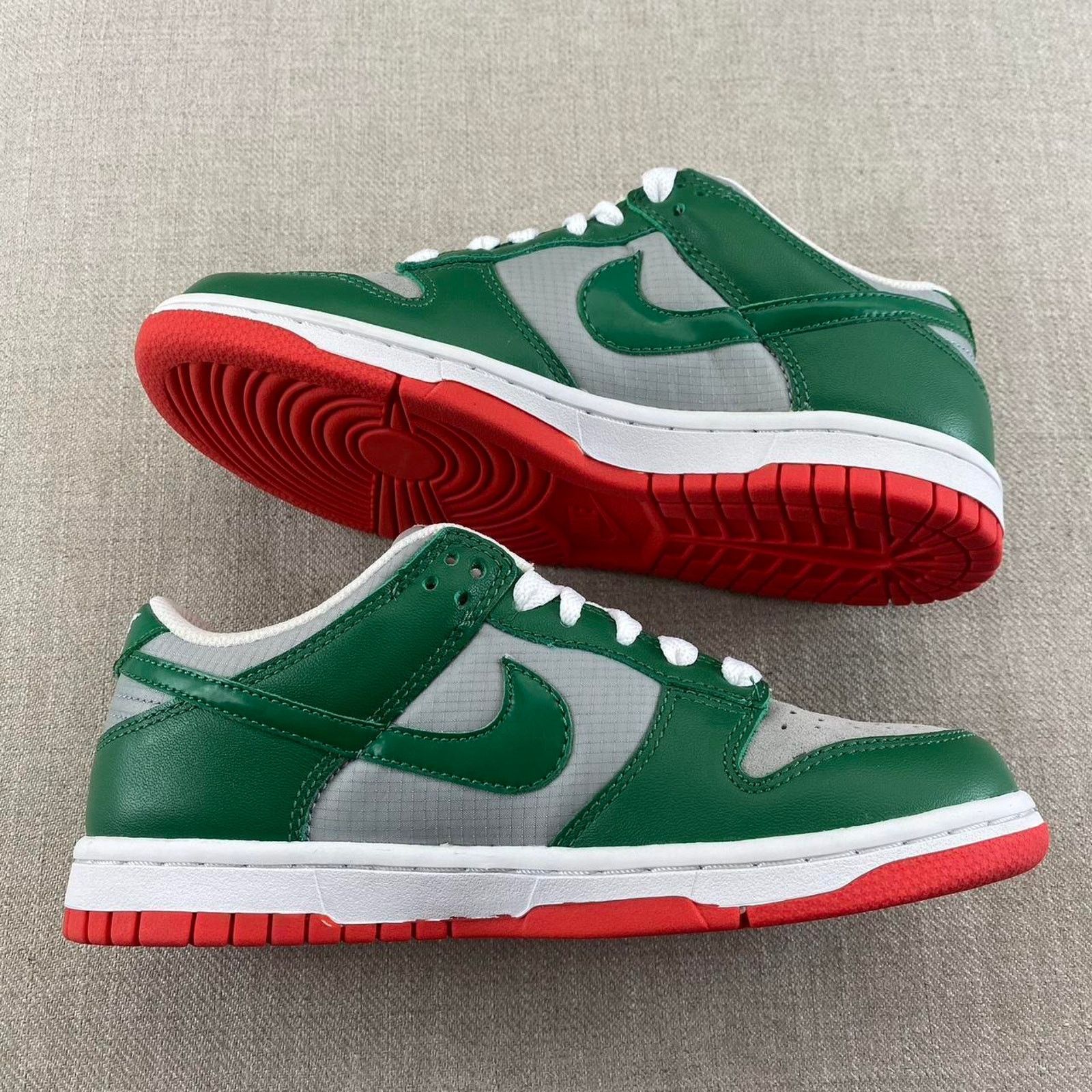 Nike 2008 Nike Dunk Low “Pine Green” Size US 6 / IT 36 - 4 Thumbnail