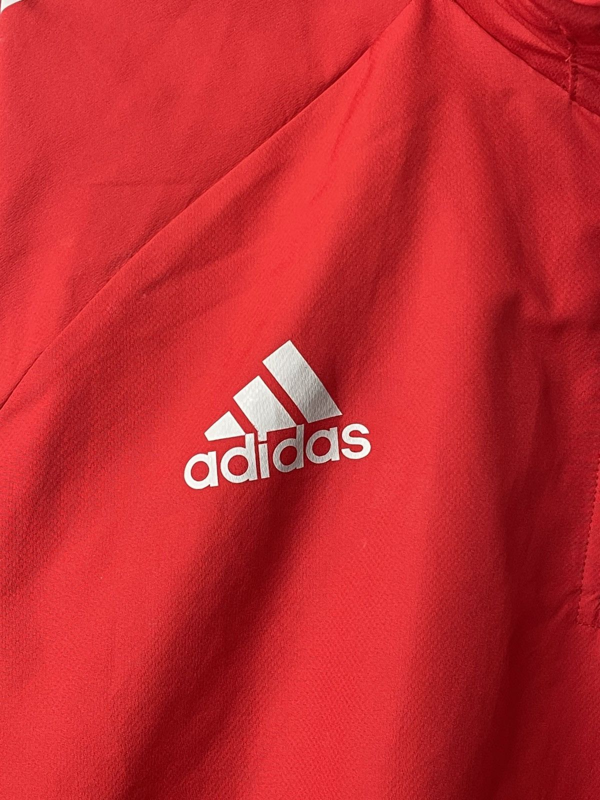 Adidas Vintage Adidas Liverpool Football Jacket Hooded Soccer L Size US L / EU 52-54 / 3 - 3 Thumbnail