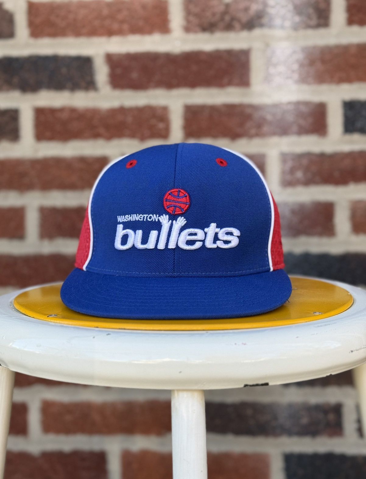 NBA × Reebok Vintage 00’s Reebok X NBA Washington Bullets Snapback Hat Size ONE SIZE - 1 Thumbnail