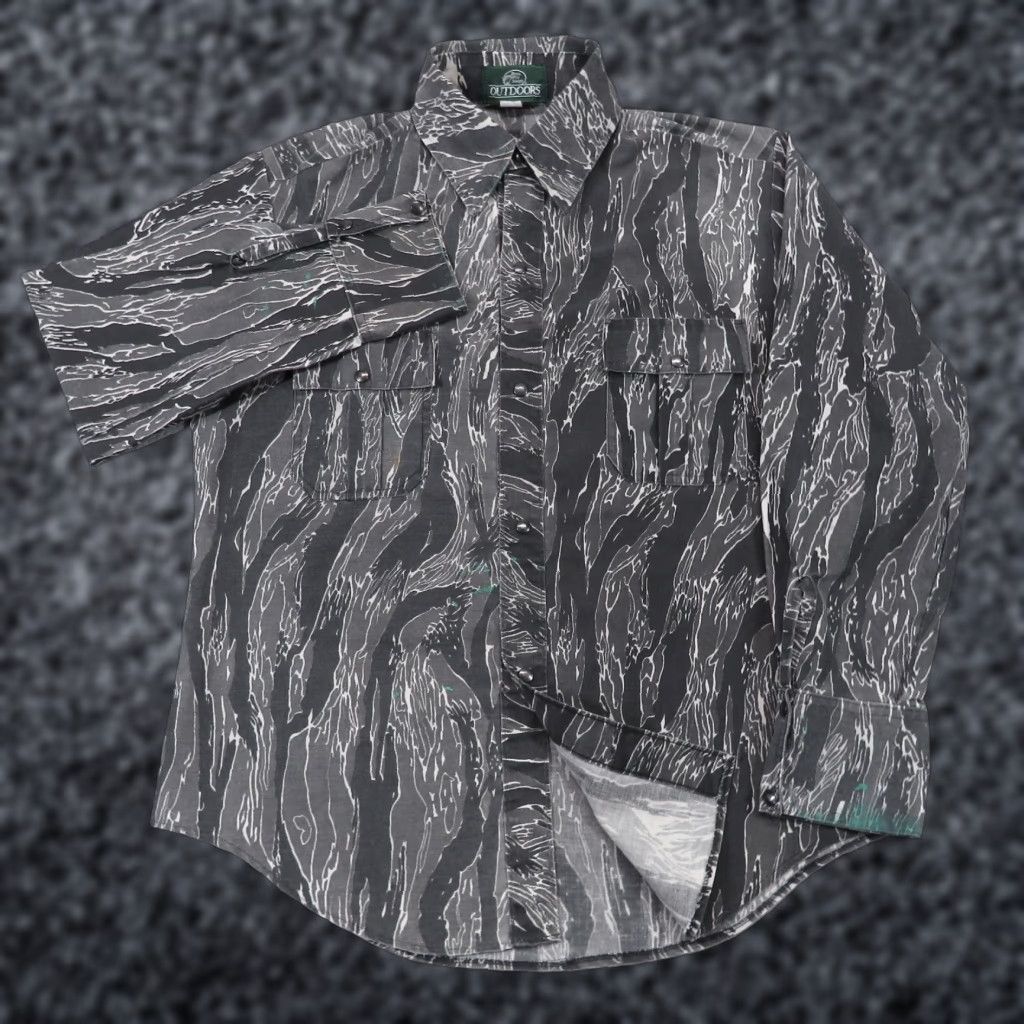 Bass Pro Shops VINTAGE Bass Pro Shirt Mens XL Black Tiger Stripe Shacket Distressed 90s Hunting Size US XL / EU 56 / 4 - 1 Thumbnail