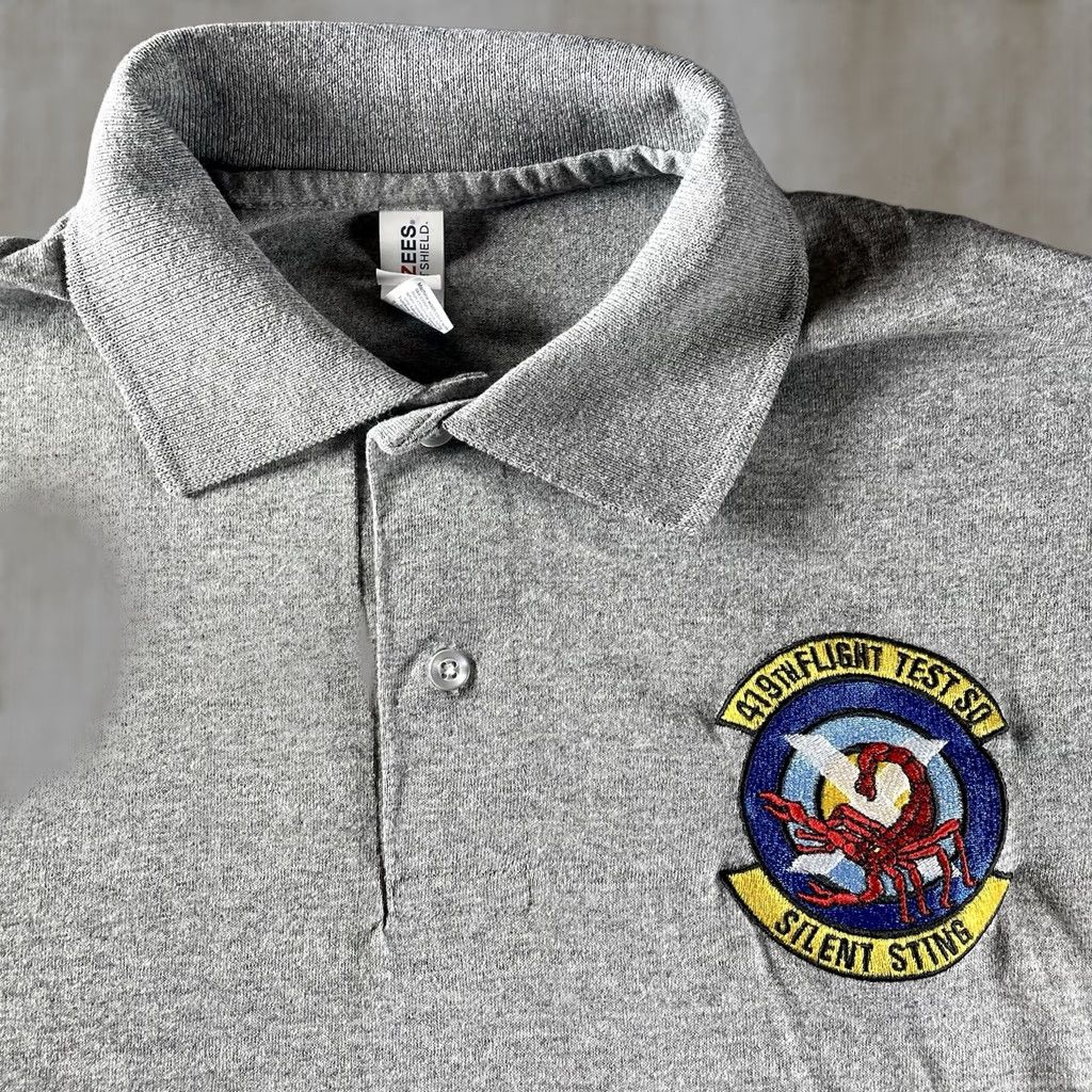 Vintage Edwards Air Force Base B2 Spirit 419th Flight Polo Medium Mens Gray Silent Strong Size US M / EU 48-50 / 2 - 1 Thumbnail