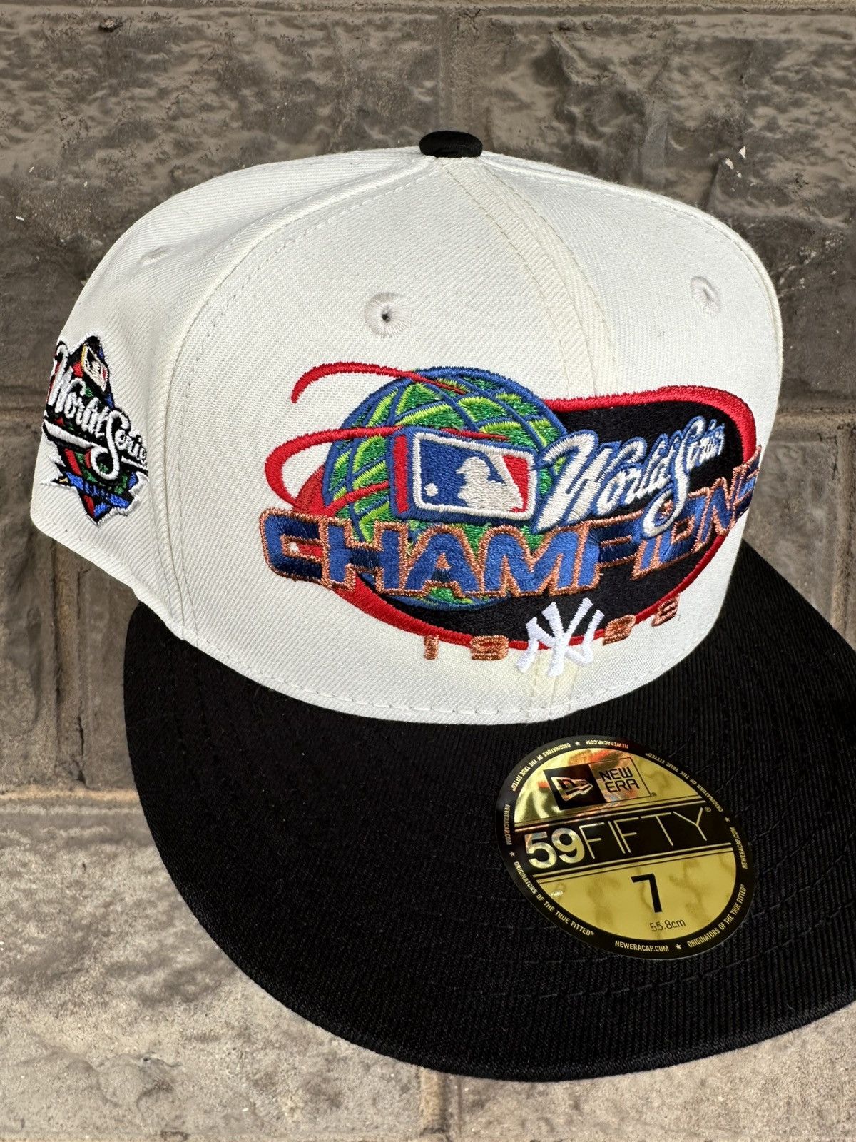 MLB × New Era × Supreme 7 NEW YORK YANKEES 1998 WORLD SERIES CHAMPIONS OFF WHITE Size ONE SIZE - 1 Thumbnail