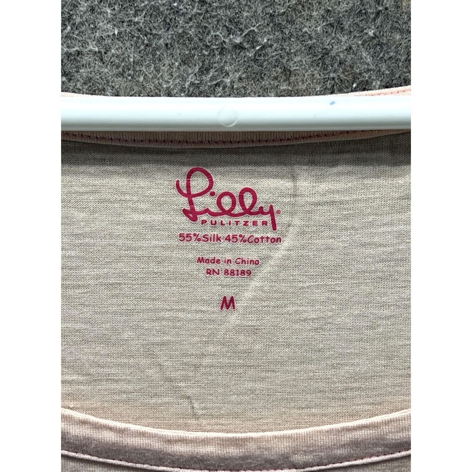 Lilly Pulitzer Lilly Pulitzer Shirt Womens Medium Pink Silk Cotton Scoop Neck Short Sleeve Top Size M / US 6-8 / IT 42-44 - 3 Thumbnail