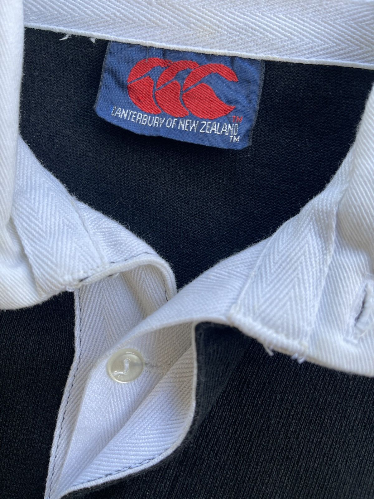 Canterbury of New Zealand Vintage Canterburry New Zealand All Black Rugby Shirt Size US S / EU 44-46 / 1 - 4 Thumbnail