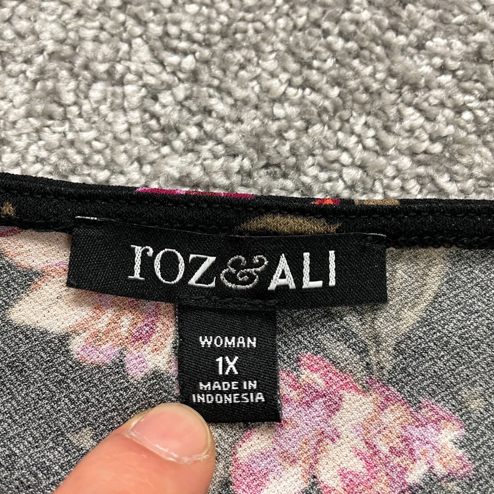 Vintage Roz & Ali Blouse Tunic Womens XL Black Floral Short Sleeve Round Neck Casual Top Size XL / US 12-14 / IT 48-50 - 4 Thumbnail
