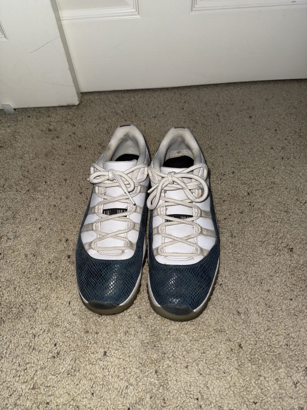 Jordan Brand Jordan 11 Low Snakeskin Size US 11.5 / EU 44-45 - 1 Thumbnail