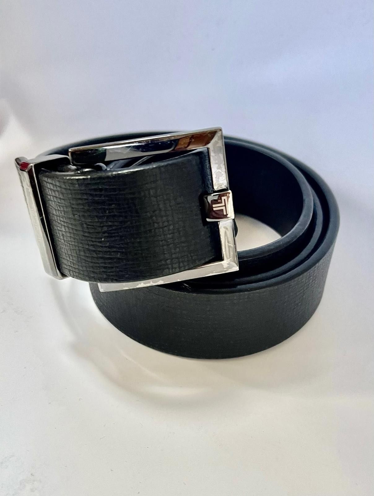 Tumi Tumi Genuine Leather Belt Quiet Luxury Minimalist 38 Black Size ONE SIZE - 1 Thumbnail