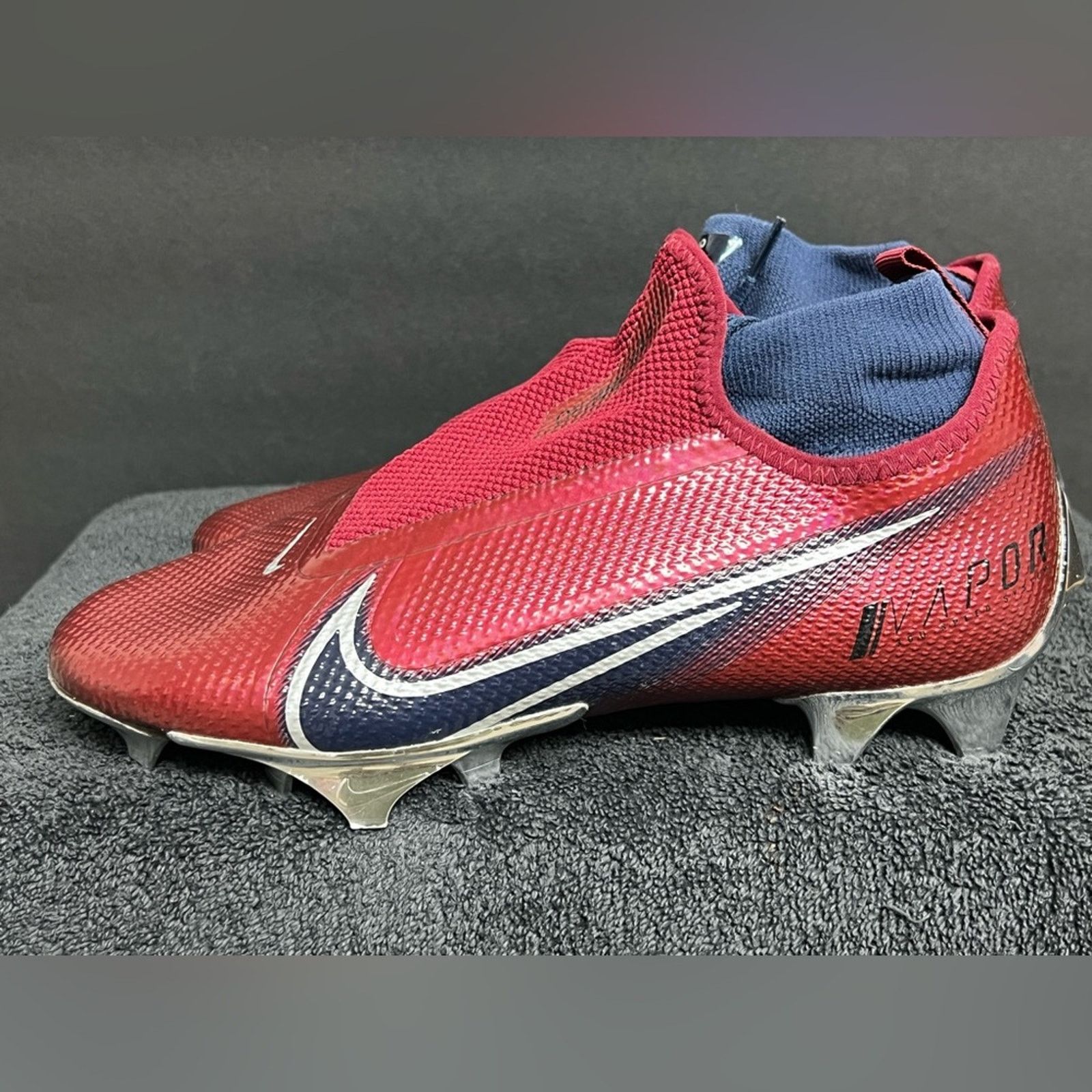 Nike Nike Vapor Edge Pro 360 ID Football Cleats Metallic Men RARE Size US 7.5 / EU 40-41 - 1 Thumbnail