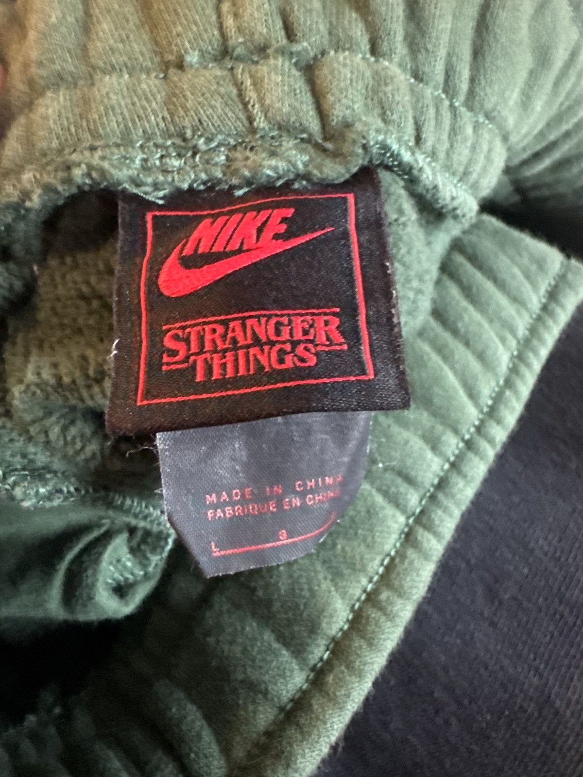 Nike nike stranger things pants Size US 34 / EU 50 - 8 Thumbnail