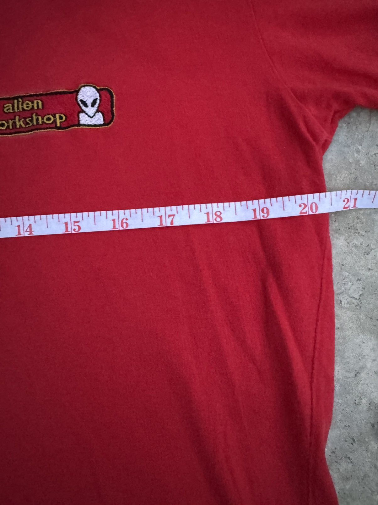 Alien Workshop Alien Workshop V-Neck Vintage Stripe Tee Size US L / EU 52-54 / 3 - 4 Thumbnail