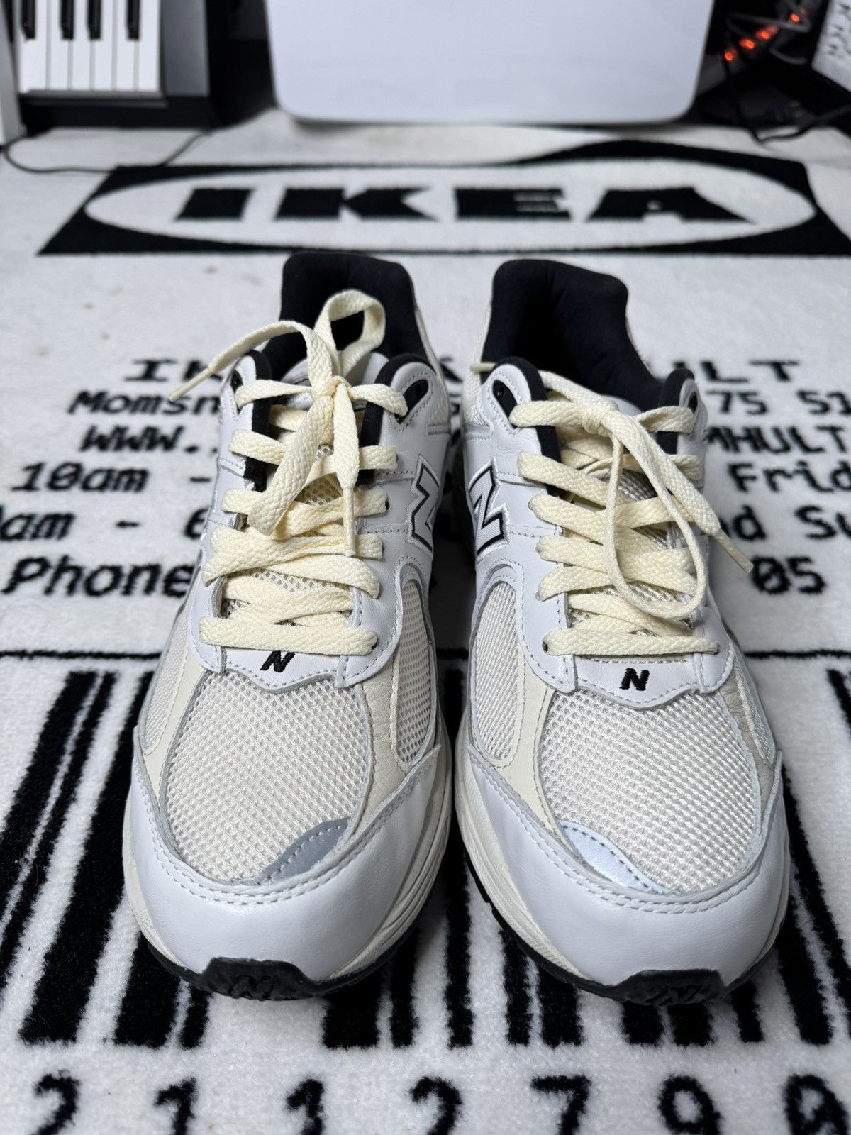 New Balance New Balance 2002R Lemon Haze Size US 10 / EU 43 - 4 Thumbnail