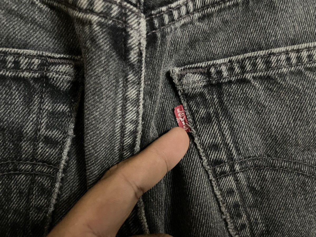 Levi's Vintage Levi’s 501 Jeans Super Black W31 L39 Made in USA Size US 31 - 11 Thumbnail