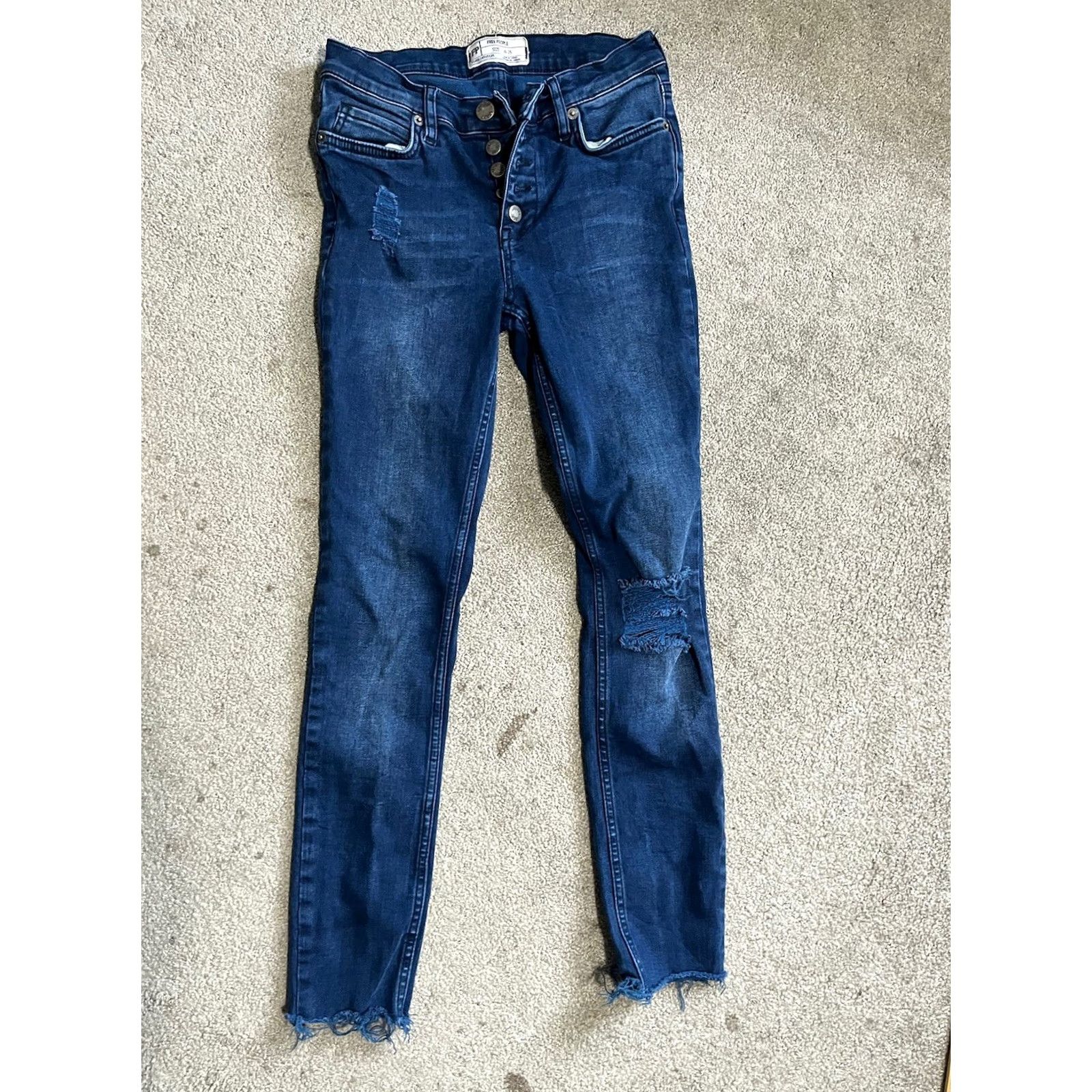 Free People Free People Jeans Women 26 Skinny Blue Denim 61855-16515125 Distressed Slim Regular Modern Blue Womens Jeans Distressed Size 26" / US 2 / IT 38 - 2 Thumbnail
