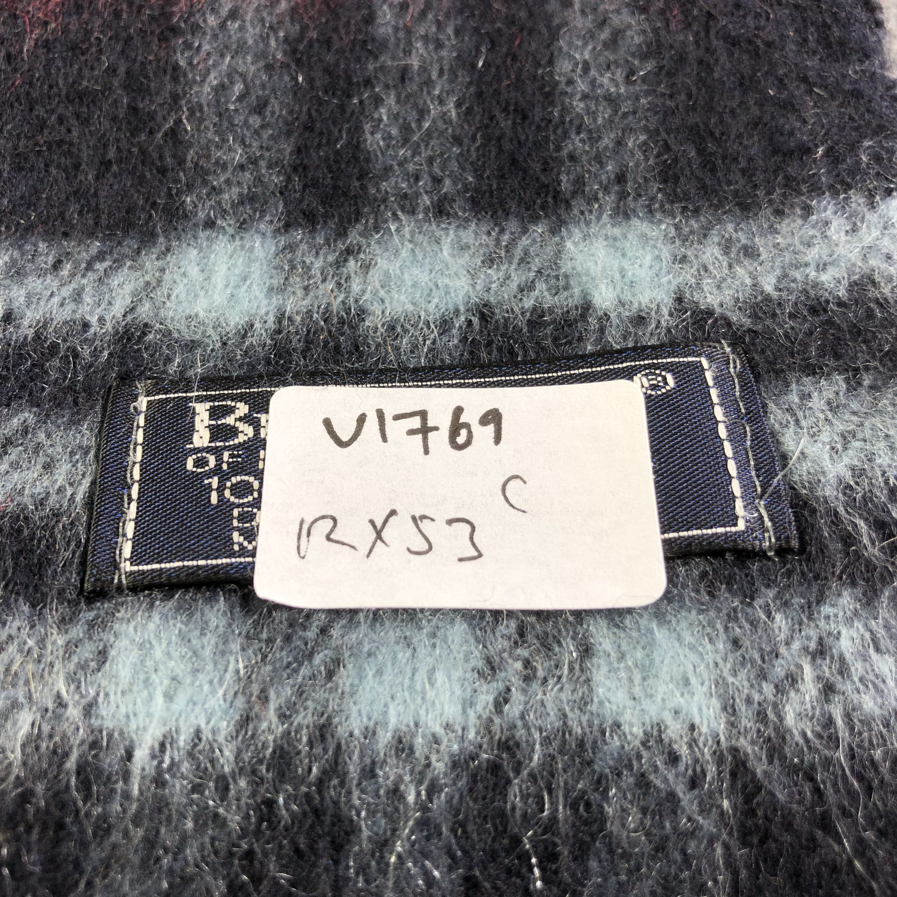 Burberry Burberrys Nova Check Blue Cashmere Scarf Muffler V1769 Size ONE SIZE - 5 Thumbnail