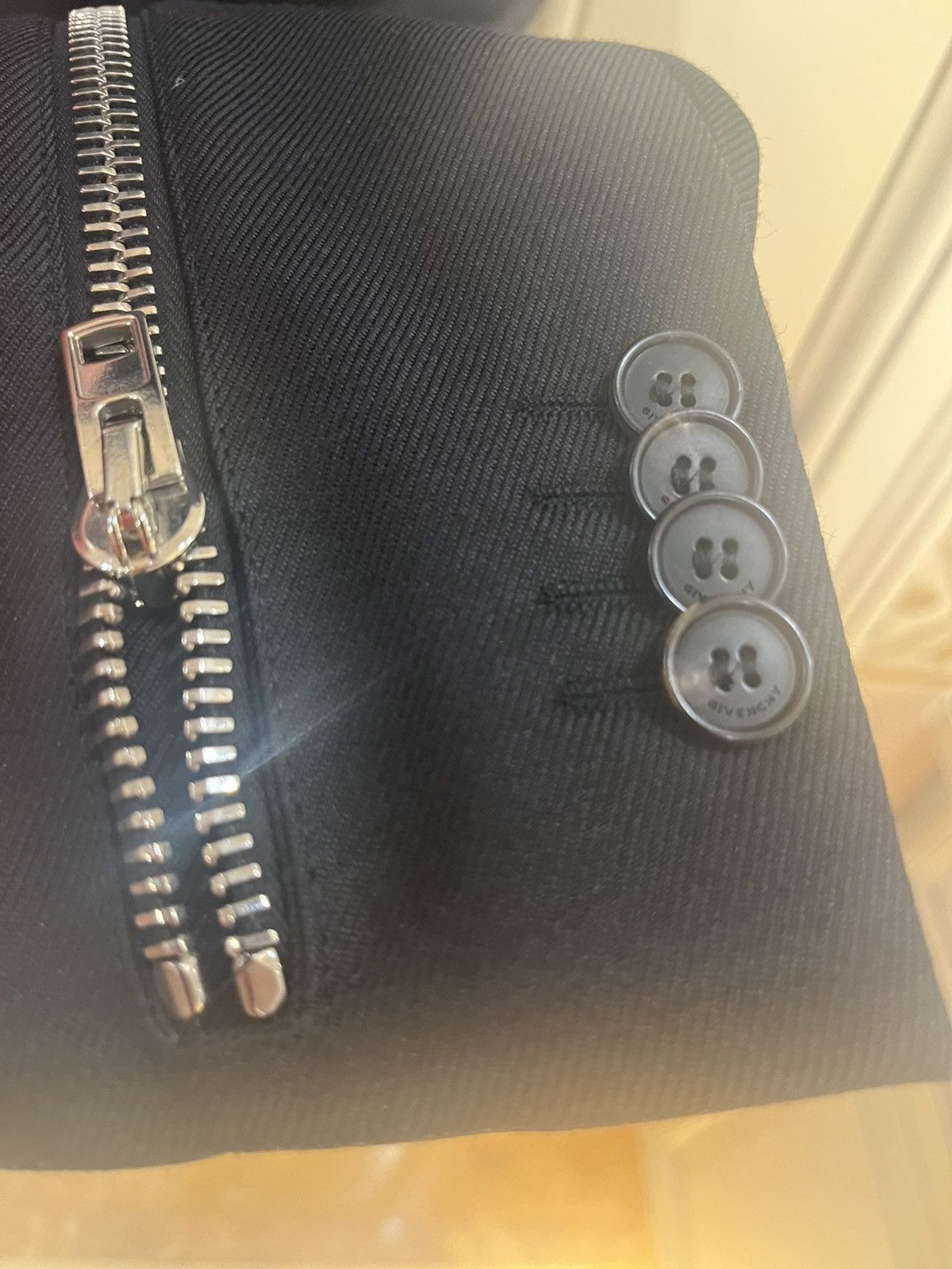 Givenchy zipper on sleeve blazer size46 Size 46R - 7 Thumbnail