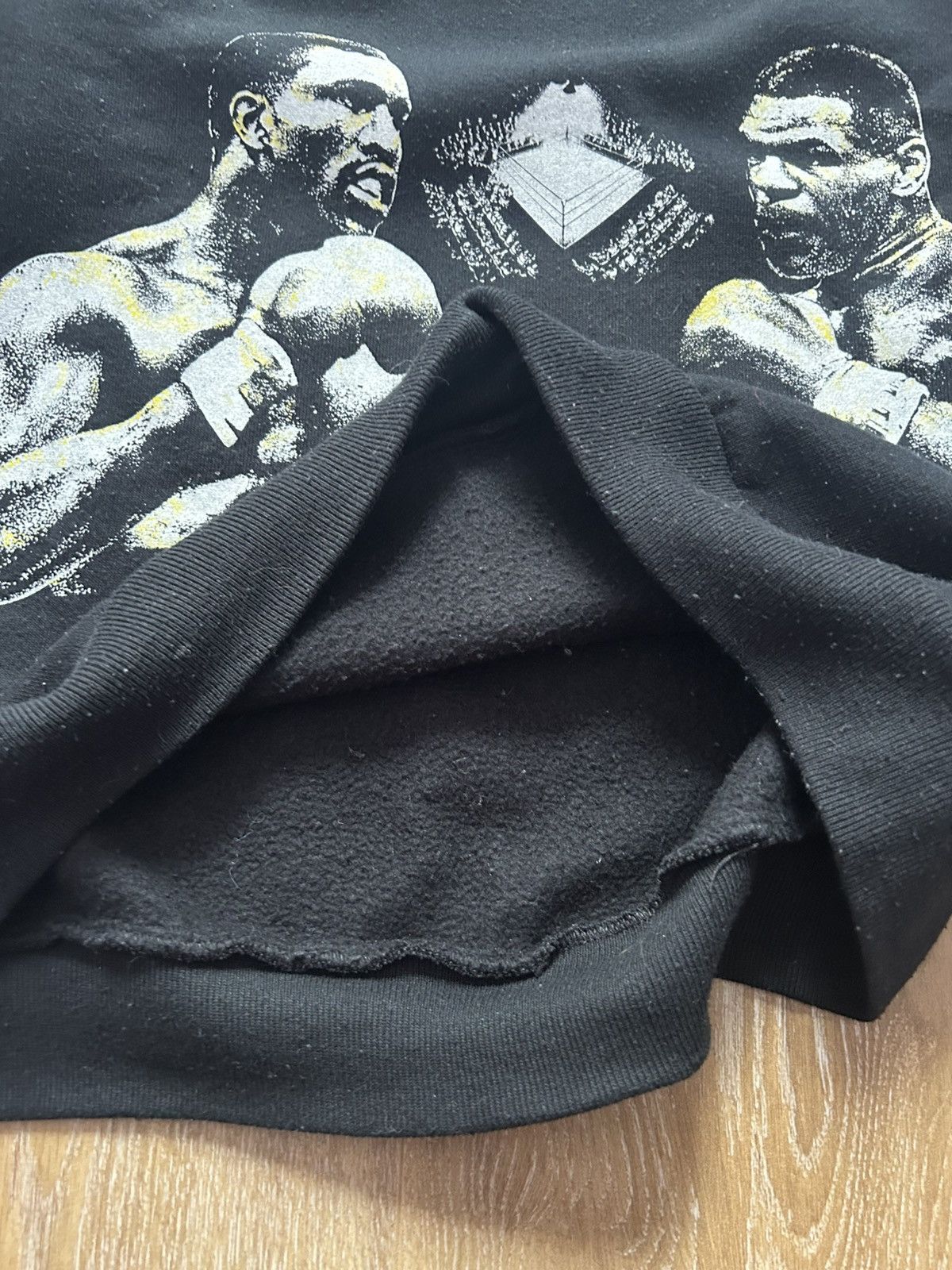 Rap Tees Vintage 1991 Mike Tyson vs Holyfield Crewneck Sweater Size US L / EU 52-54 / 3 - 6 Thumbnail